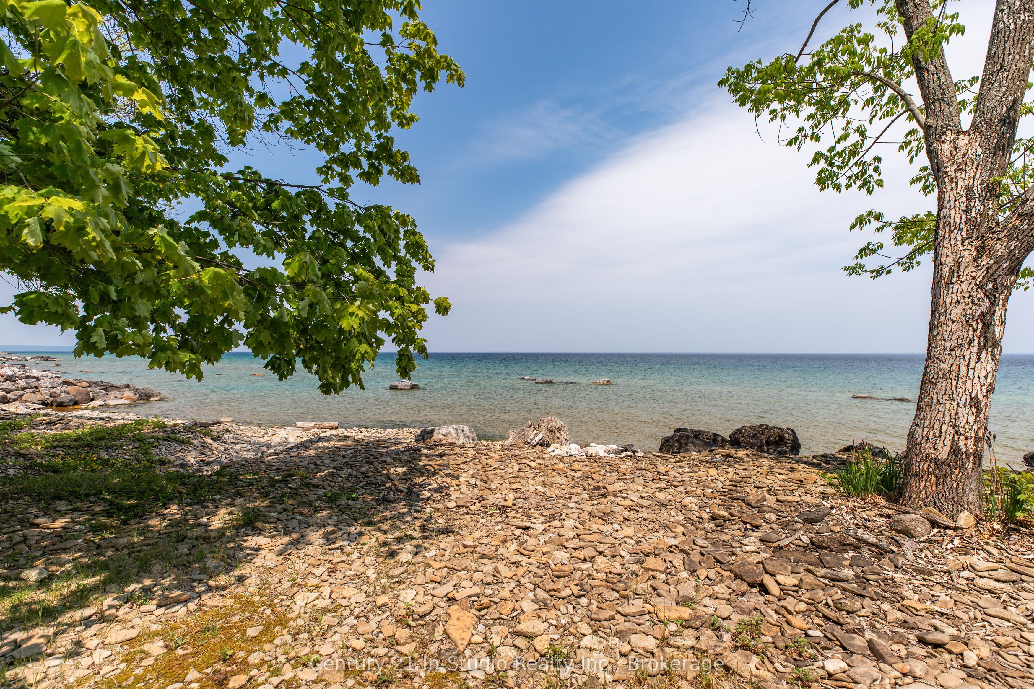 504877 Grey 1 Road Property Photo 13