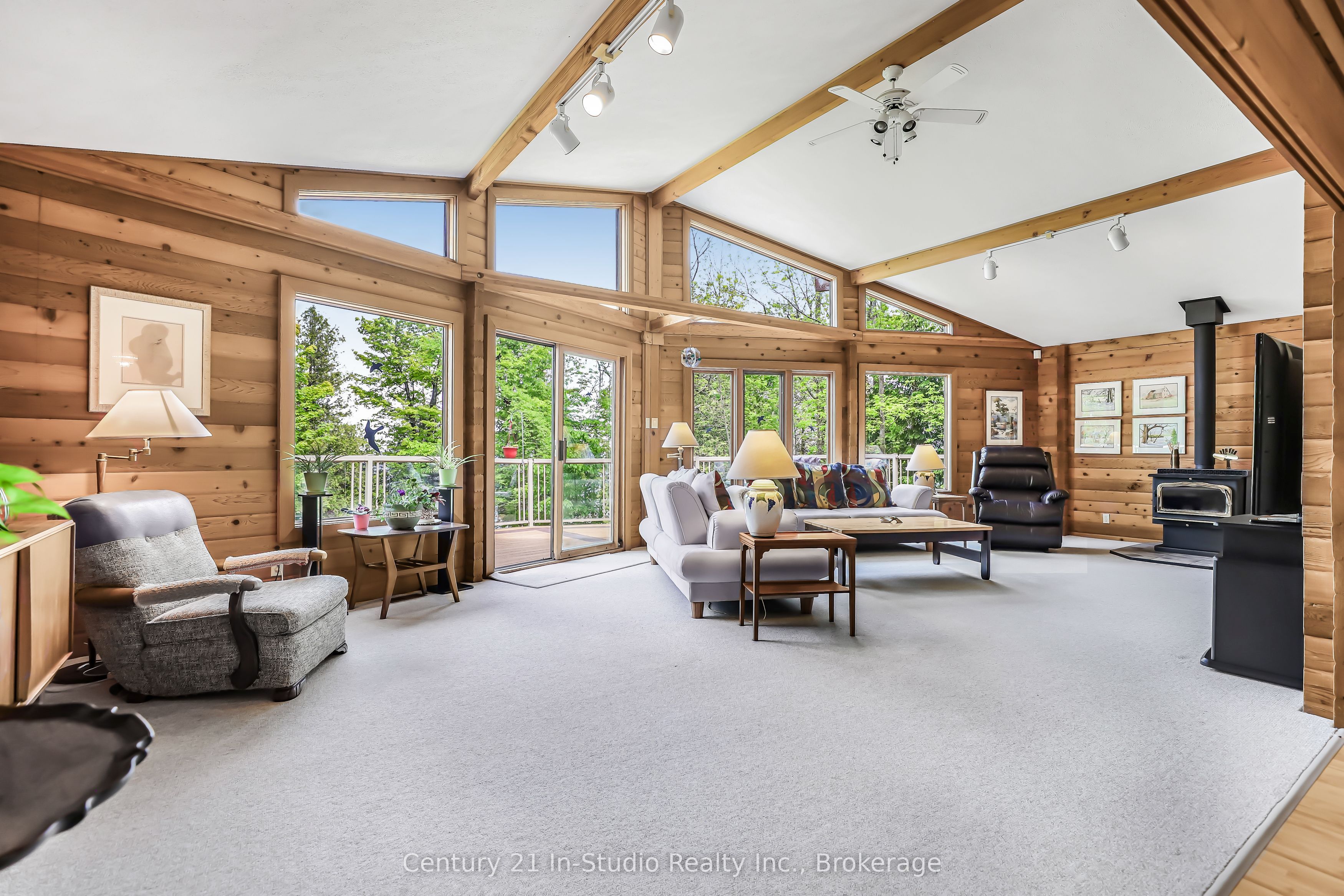 504877 Grey 1 Road Property Photo 28