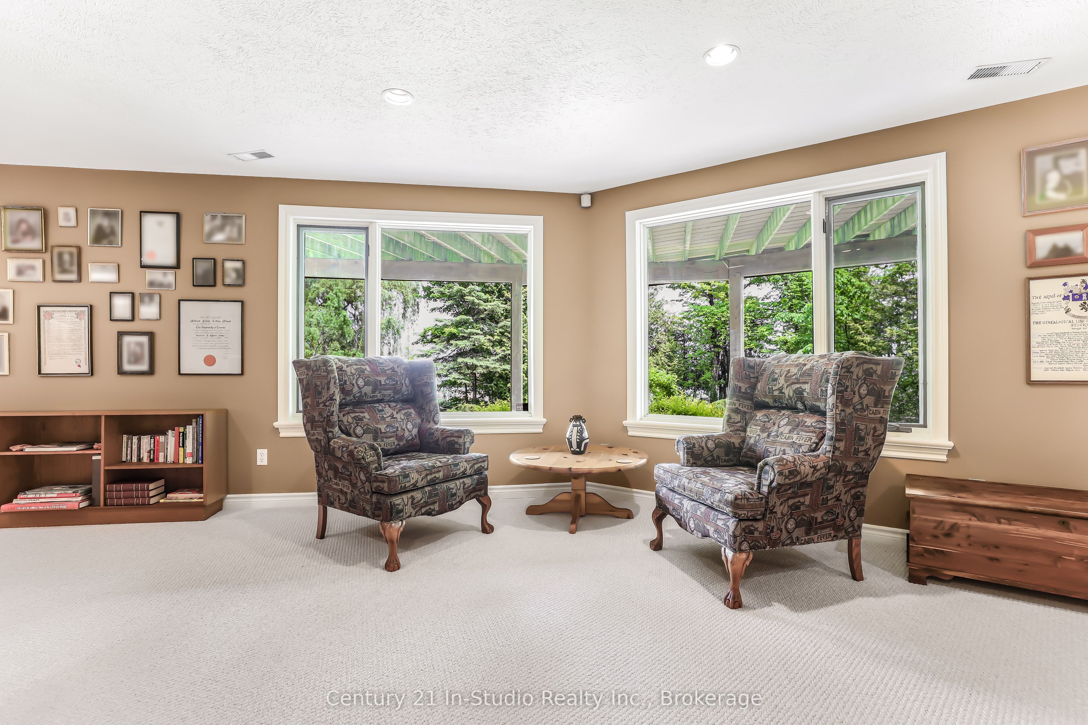 504877 Grey 1 Road Property Photo 44