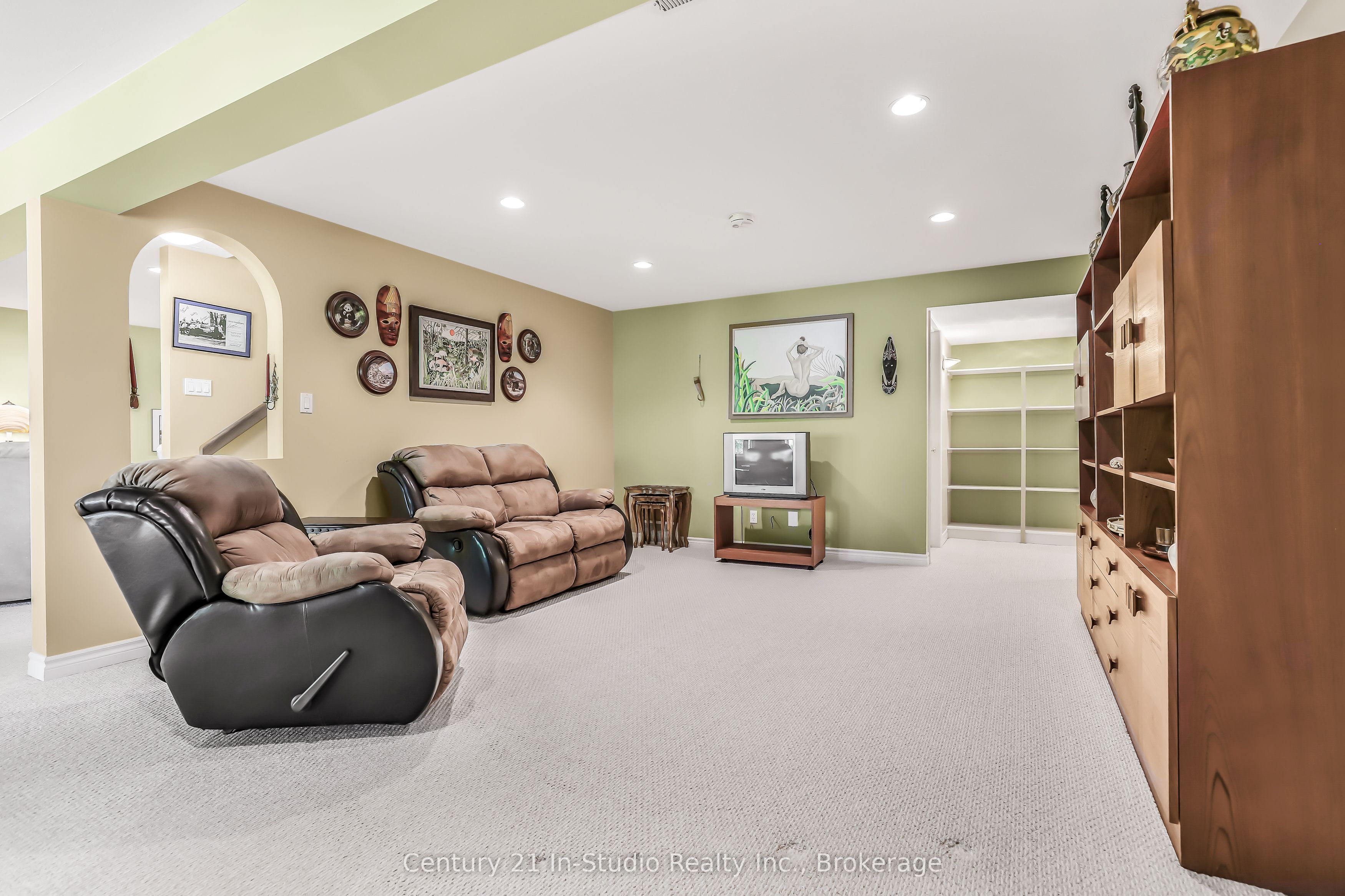 504877 Grey 1 Road Property Photo 45