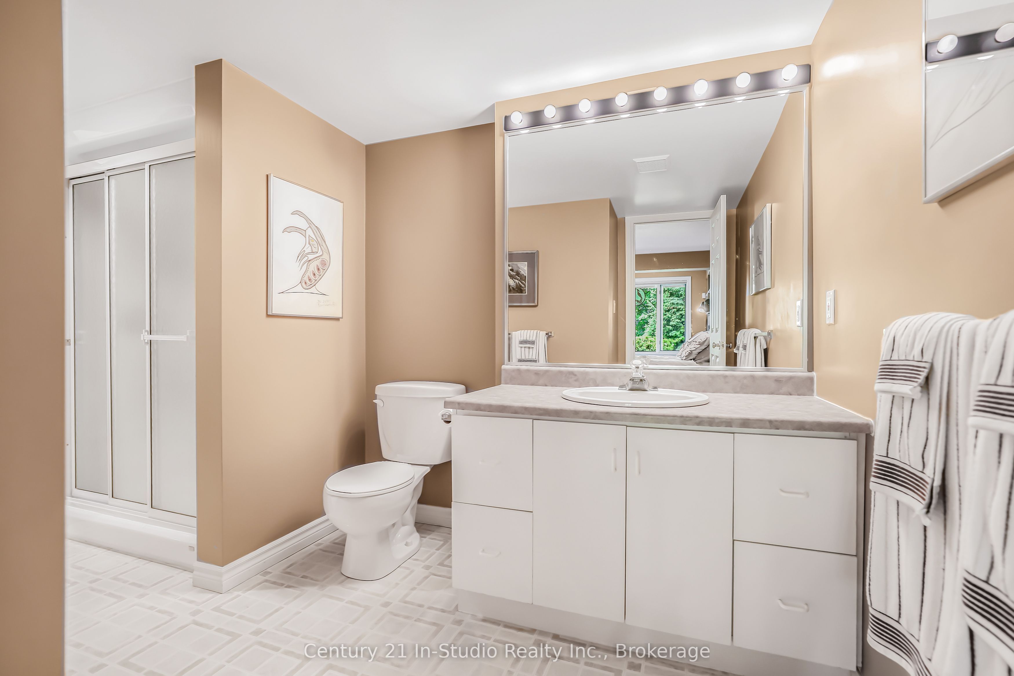 504877 Grey 1 Road Property Photo 47