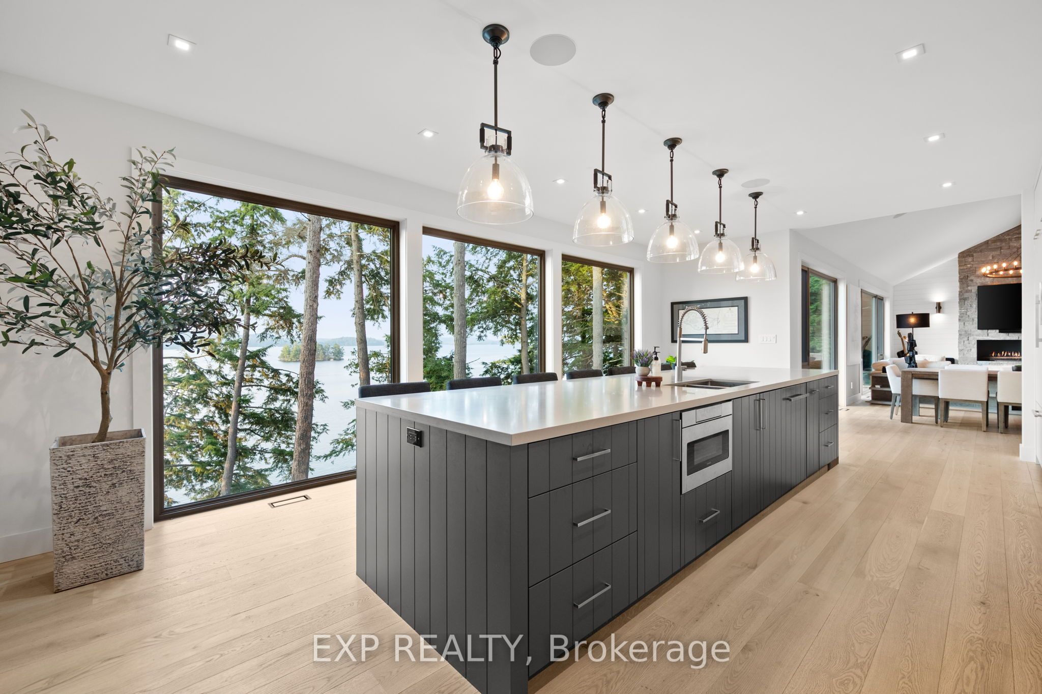 124 Claren Crescent Property Photo 10