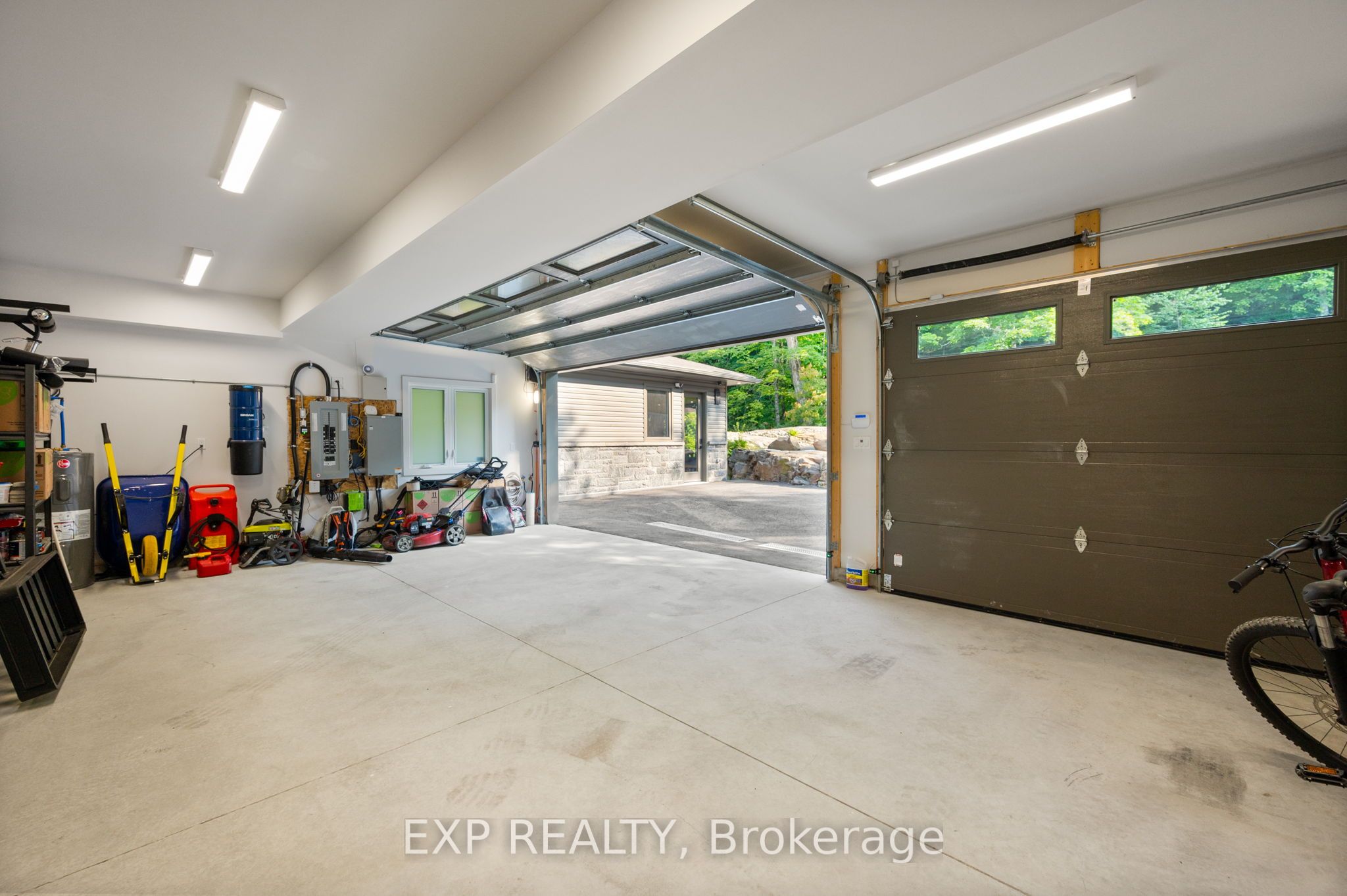 124 Claren Crescent Property Photo 34