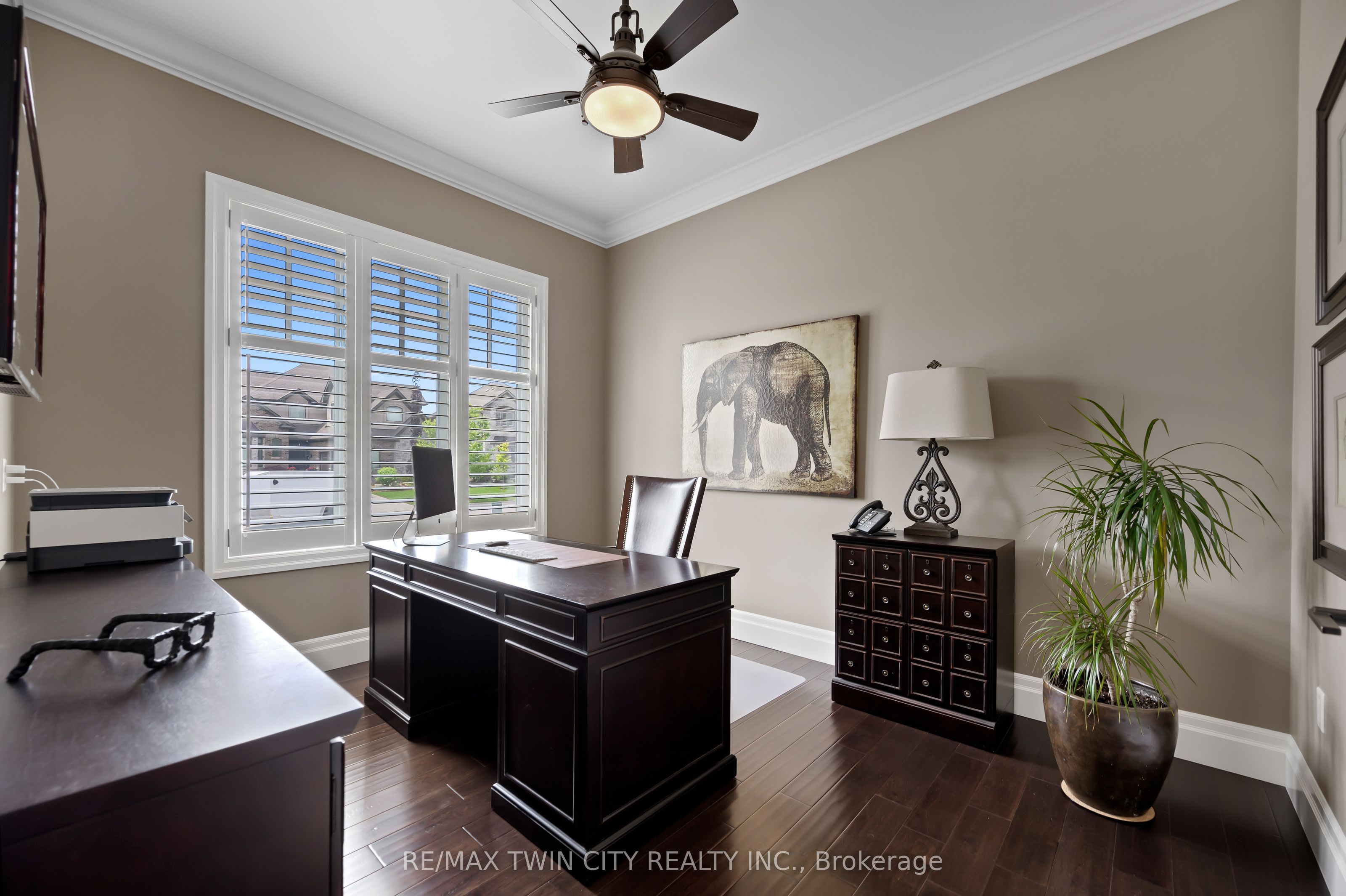 546 Manor Ridge Crescent Property Photo 10