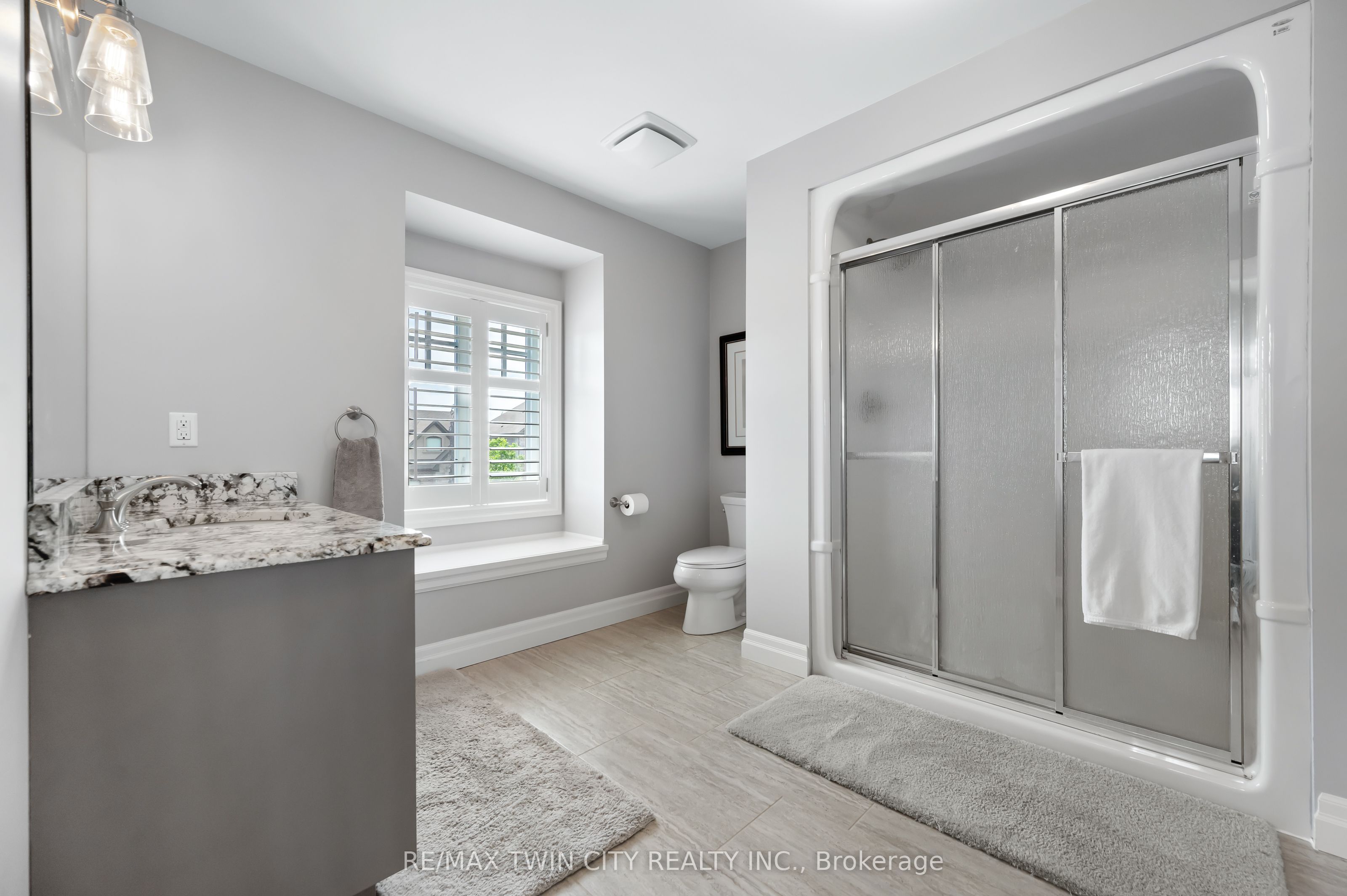 546 Manor Ridge Crescent Property Photo 29