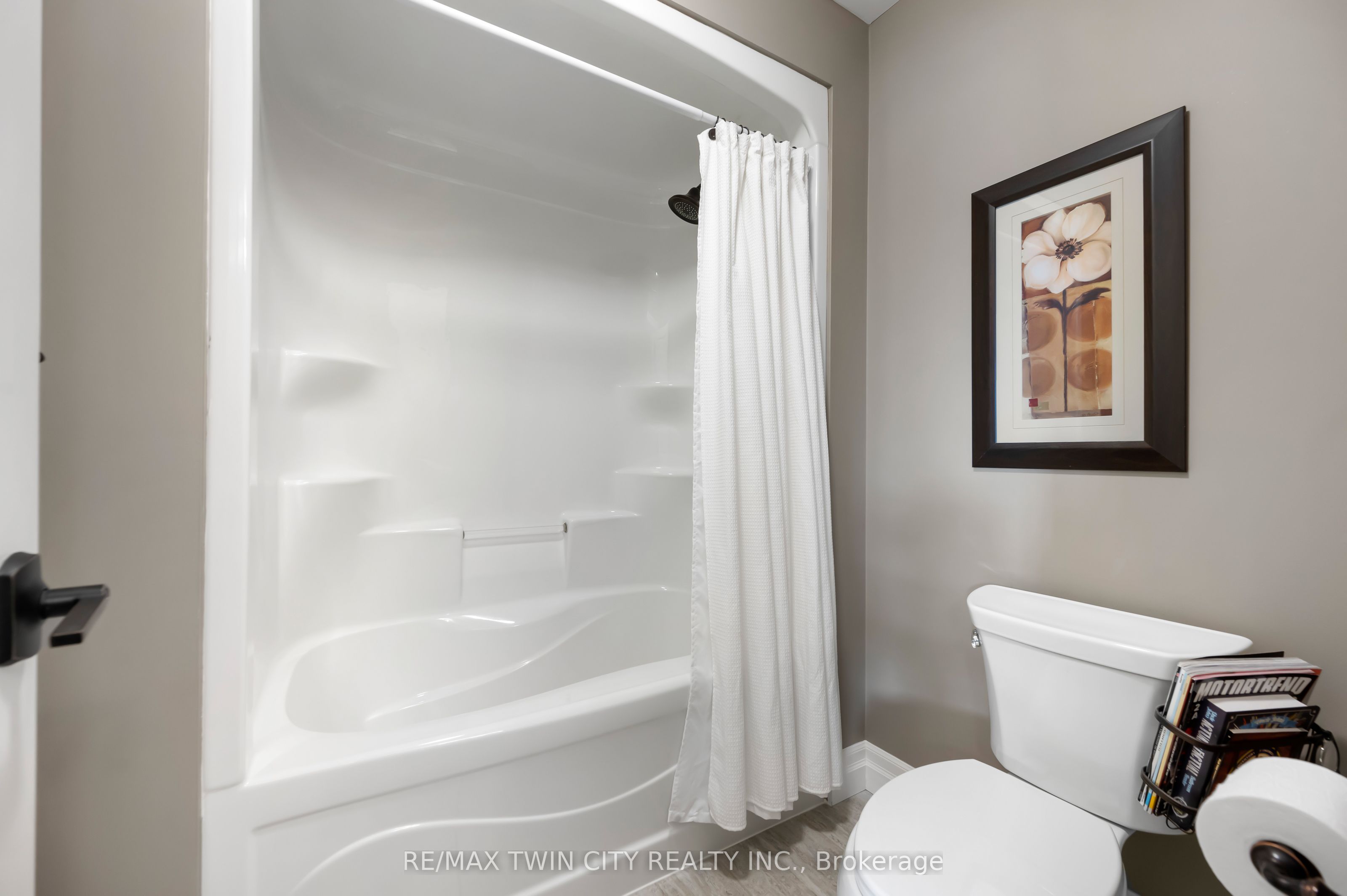 546 Manor Ridge Crescent Property Photo 33