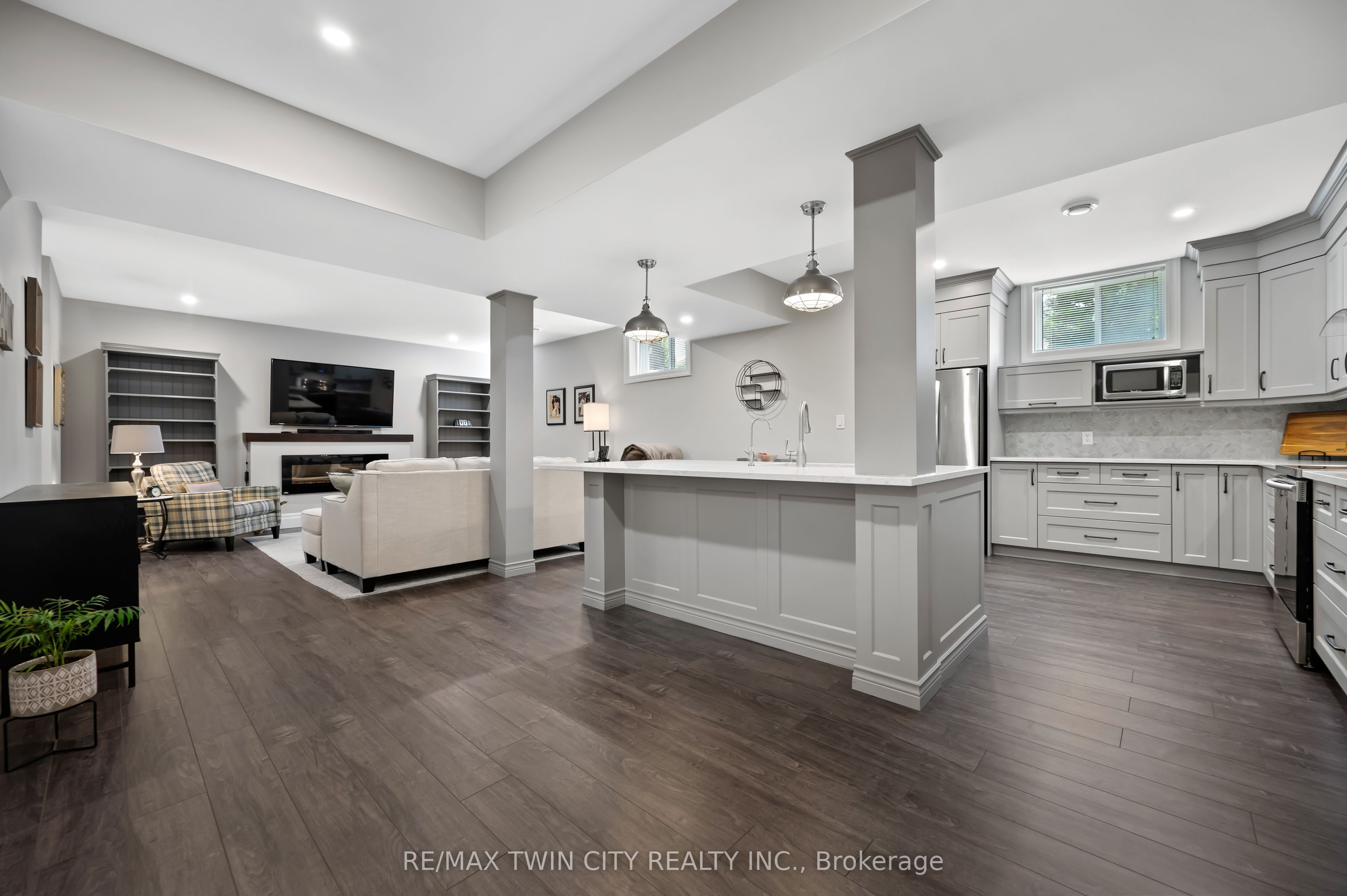 546 Manor Ridge Crescent Property Photo 38