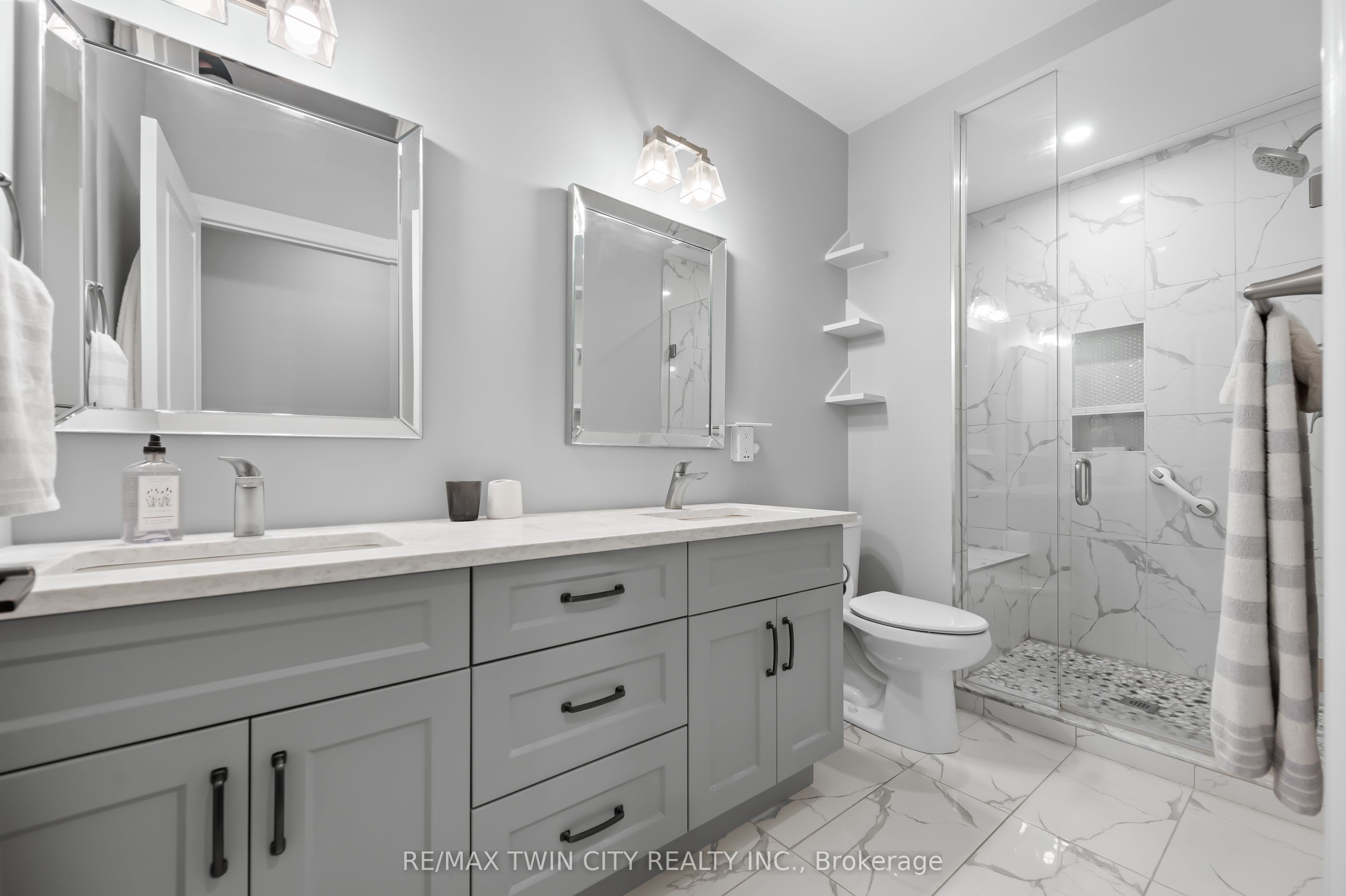 546 Manor Ridge Crescent Property Photo 43