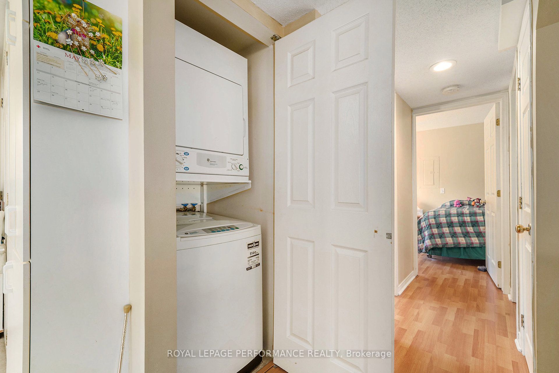 2540 Market Street Property Photo 8