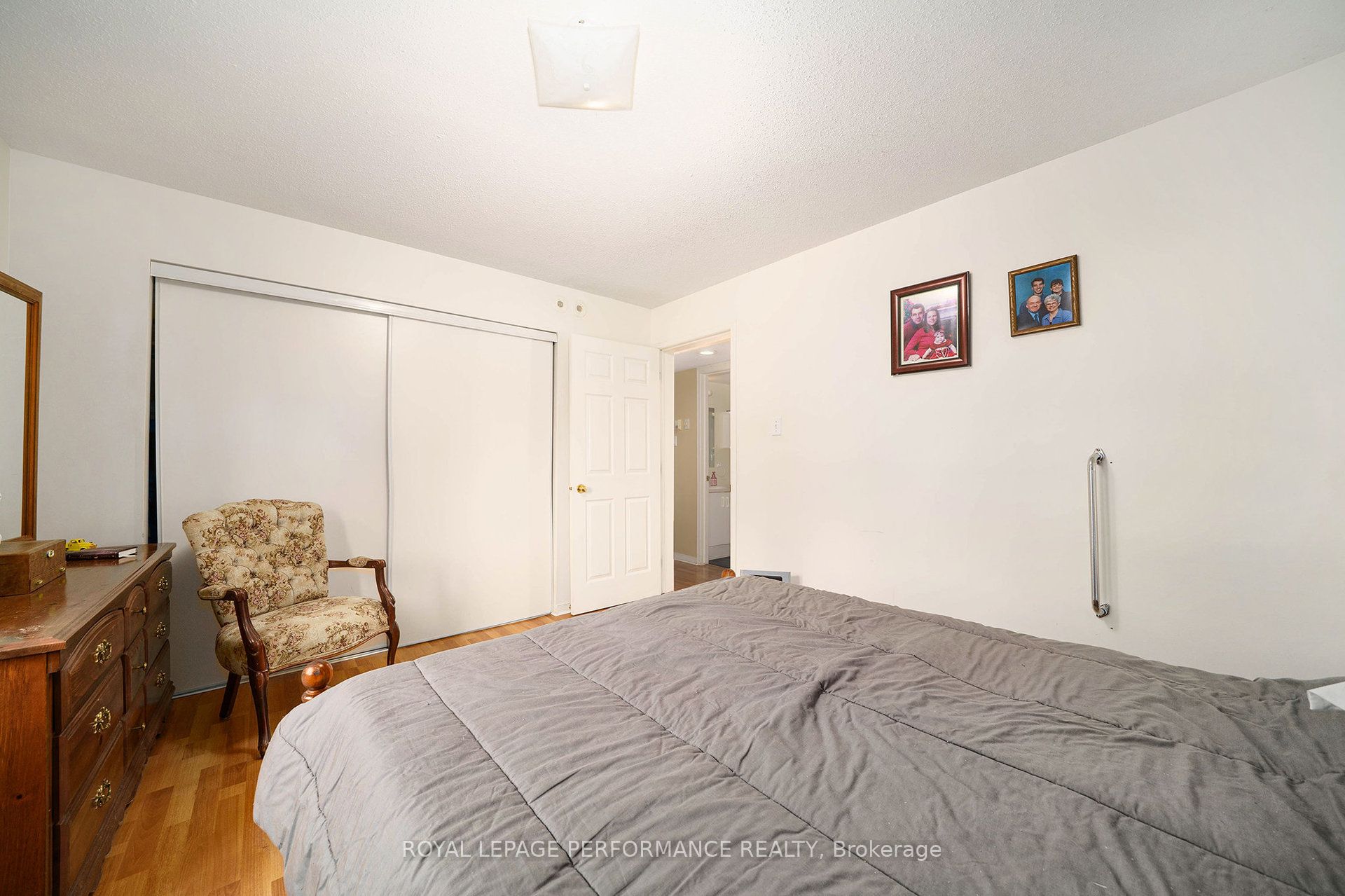 2540 Market Street Property Photo 10