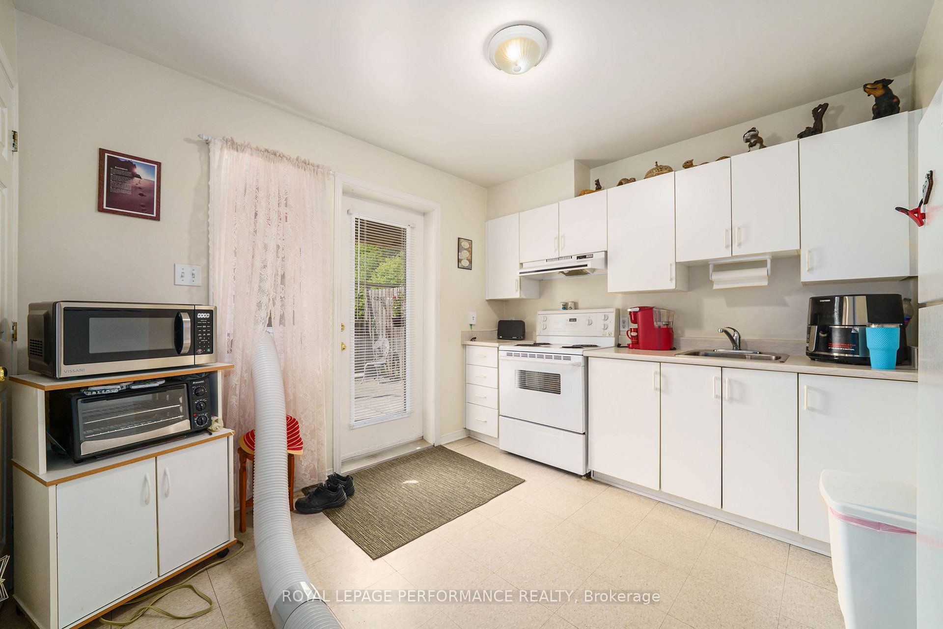 2540 Market Street Property Photo 15