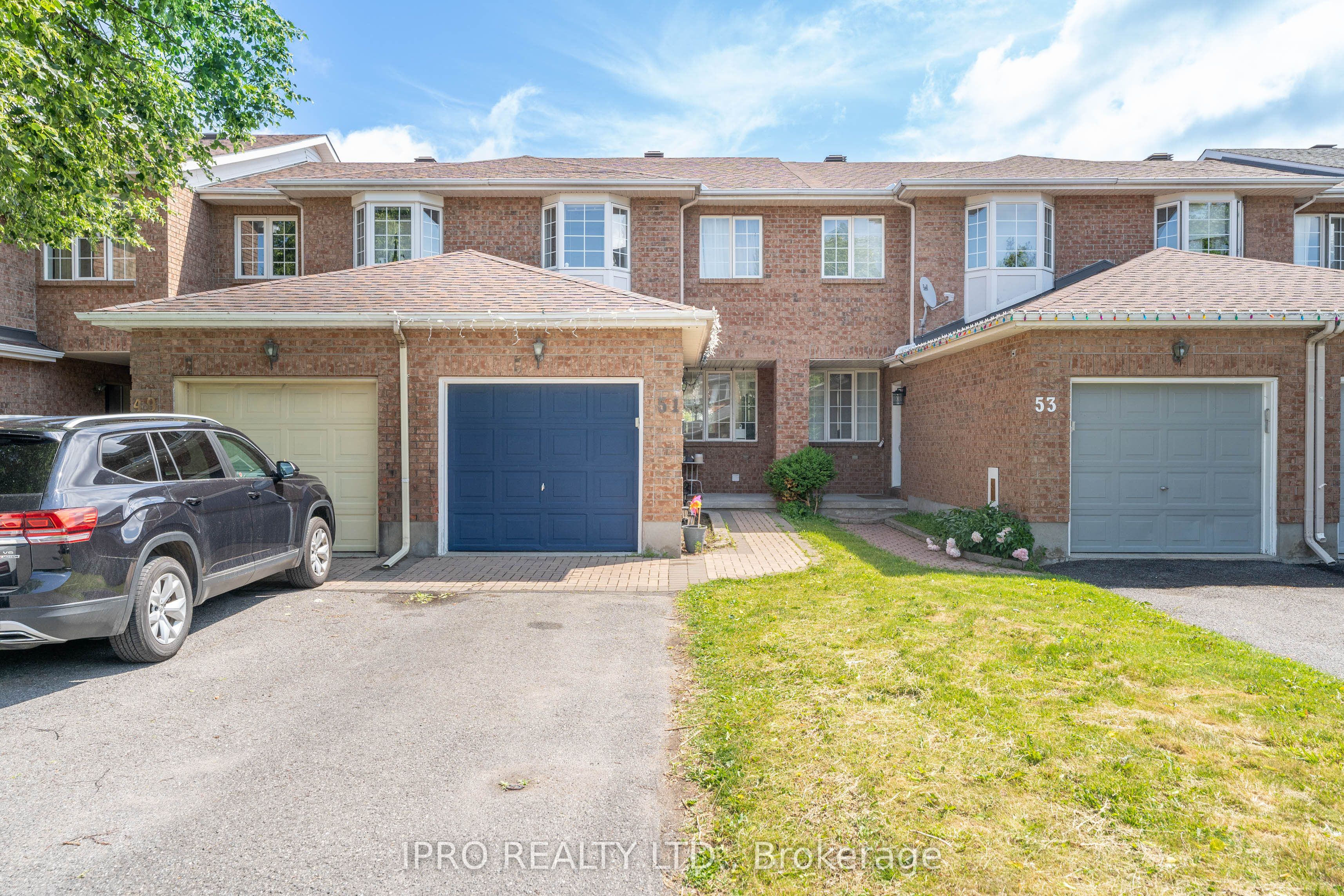 51 Mullcraft Crescent Property Photo 2