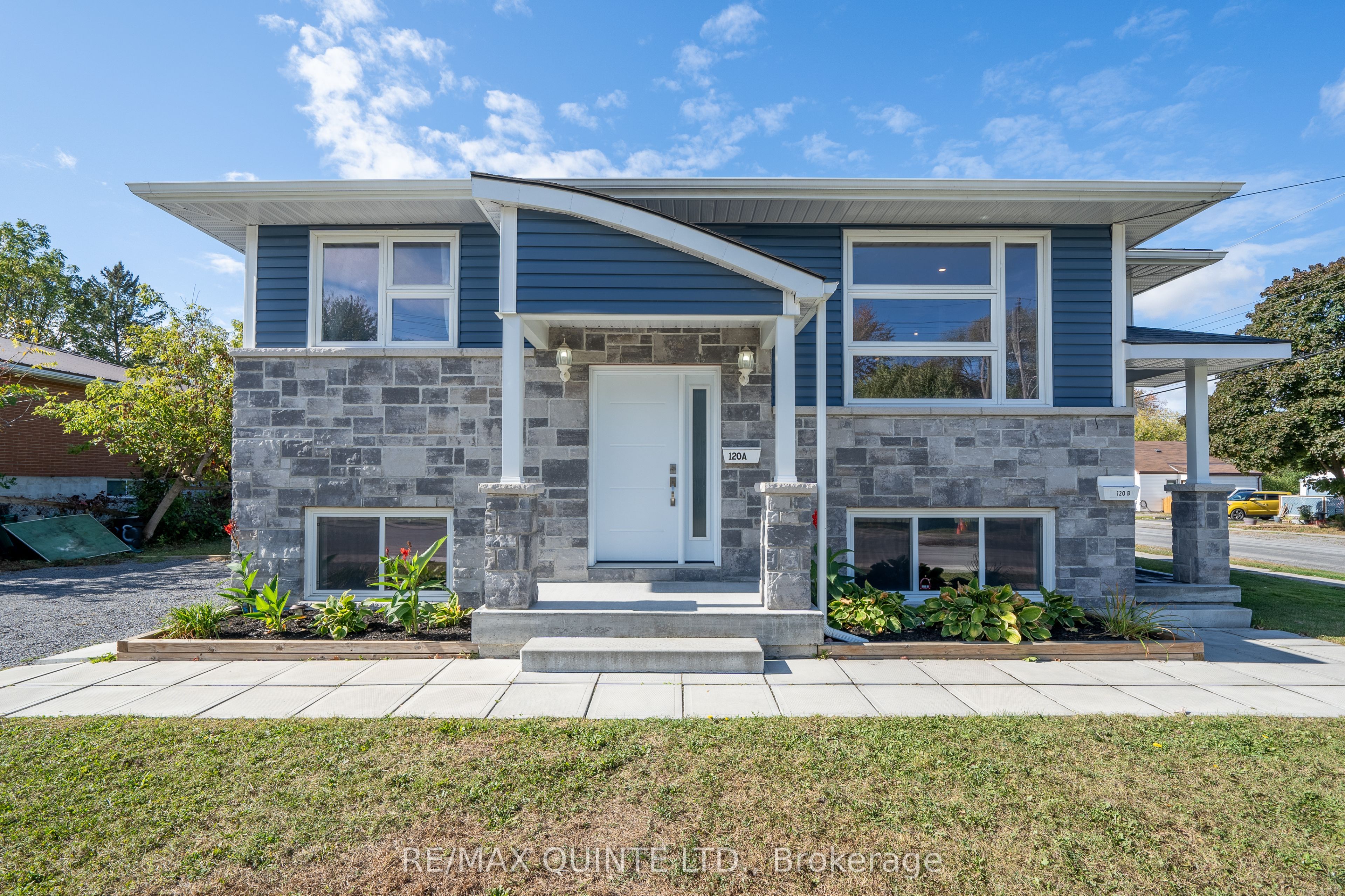120 STANLEY Street Property Photo 1