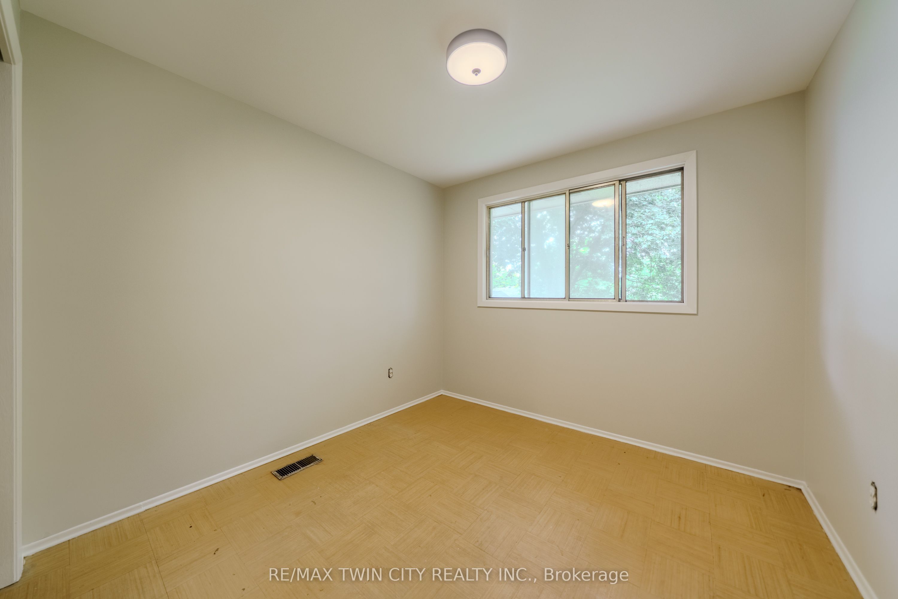 234 Grand Street Property Photo 15