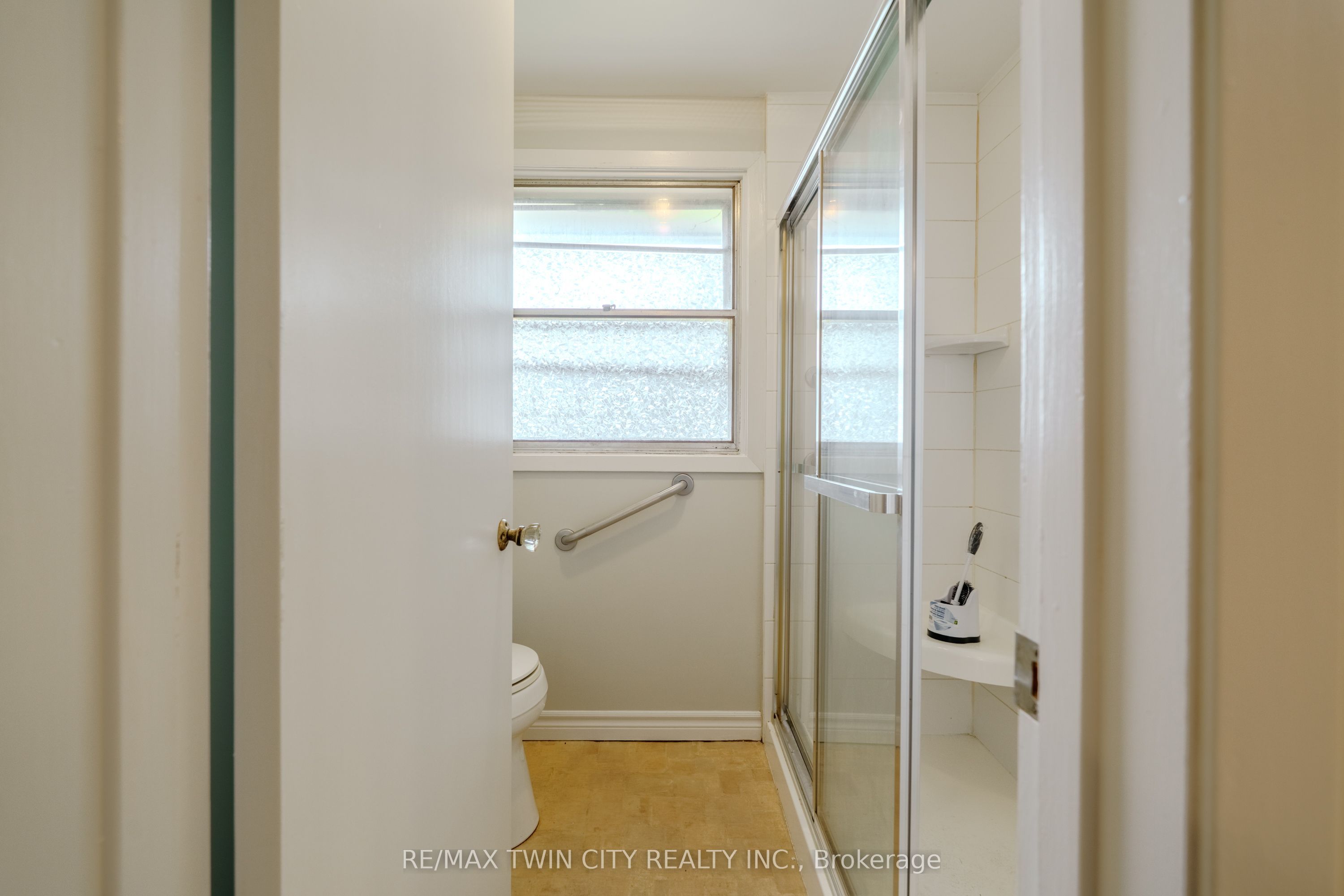 234 Grand Street Property Photo 17