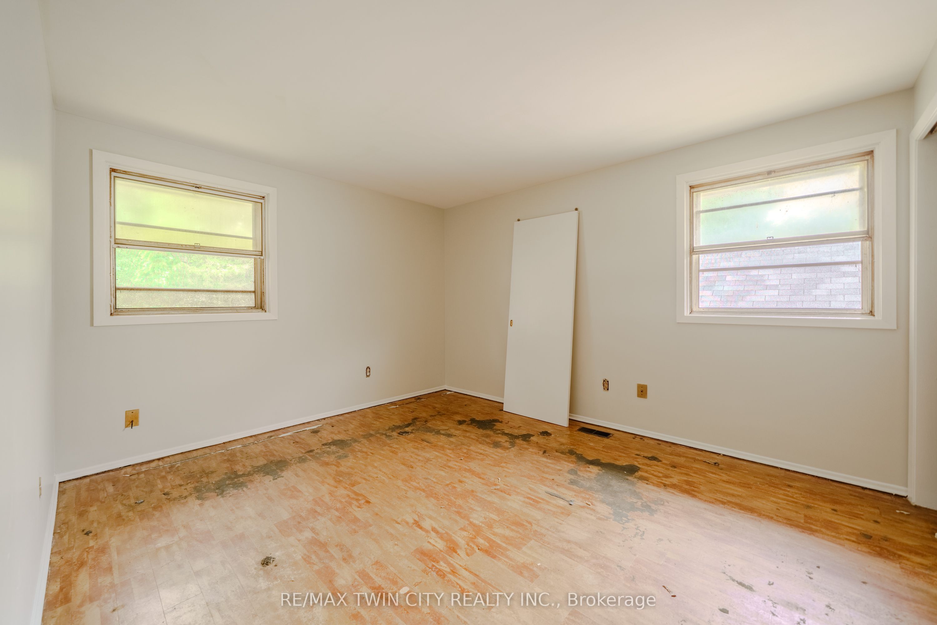 234 Grand Street Property Photo 21
