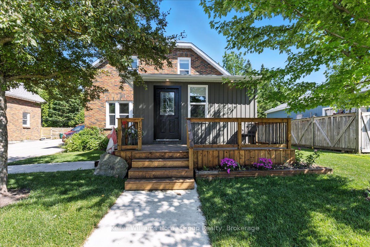 138 Frederick Street E Property Photo 3