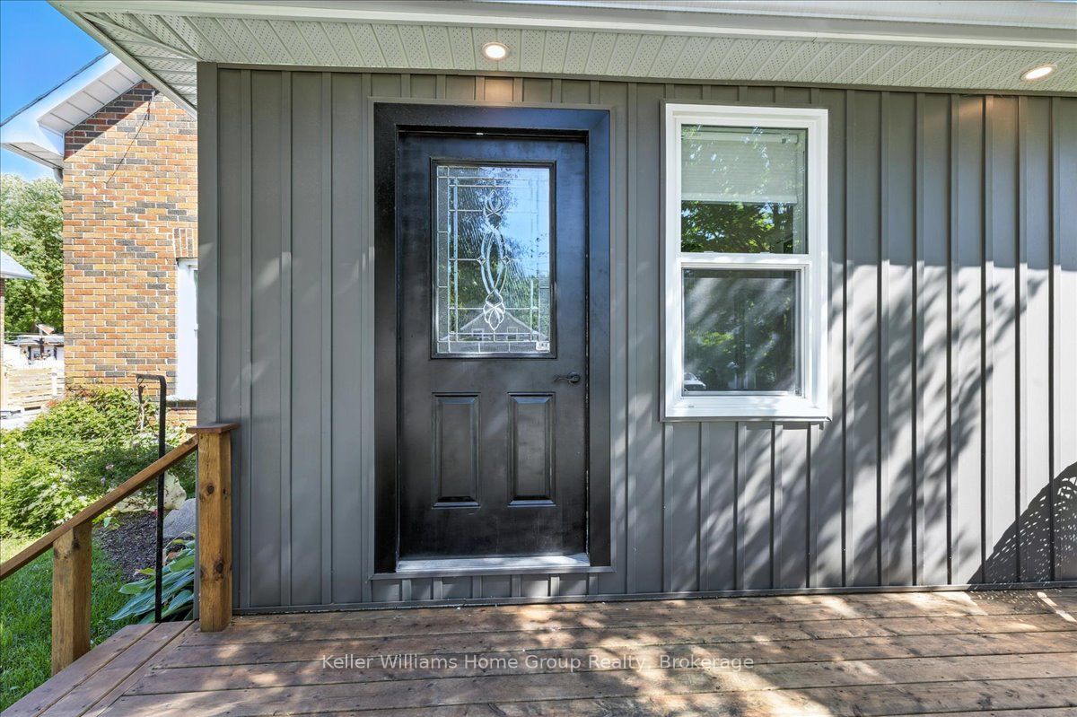 138 Frederick Street E Property Photo 4