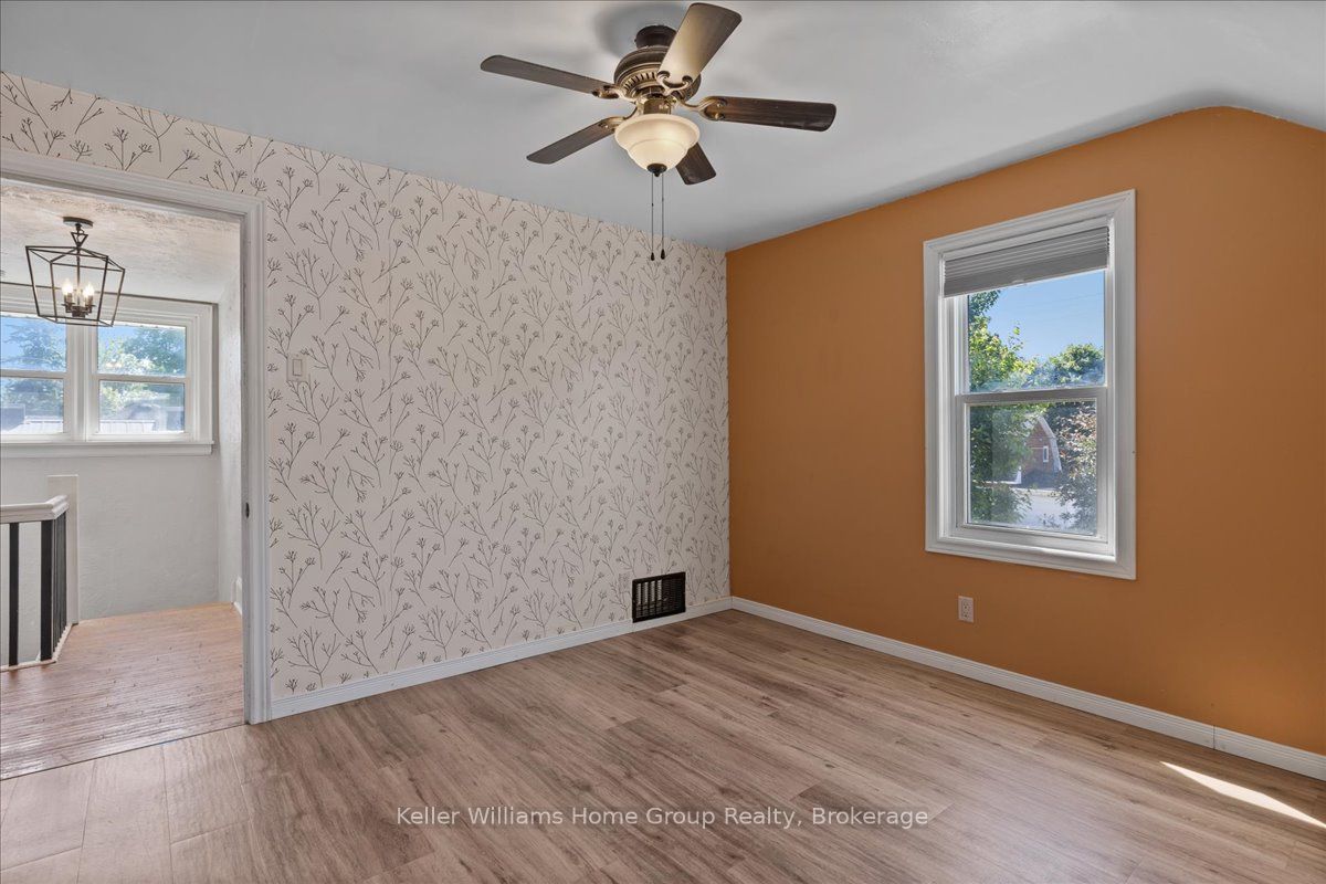 138 Frederick Street E Property Photo 20