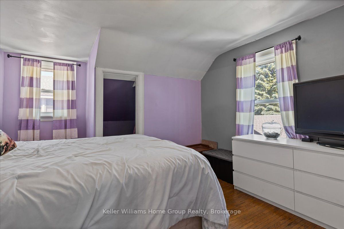 138 Frederick Street E Property Photo 21