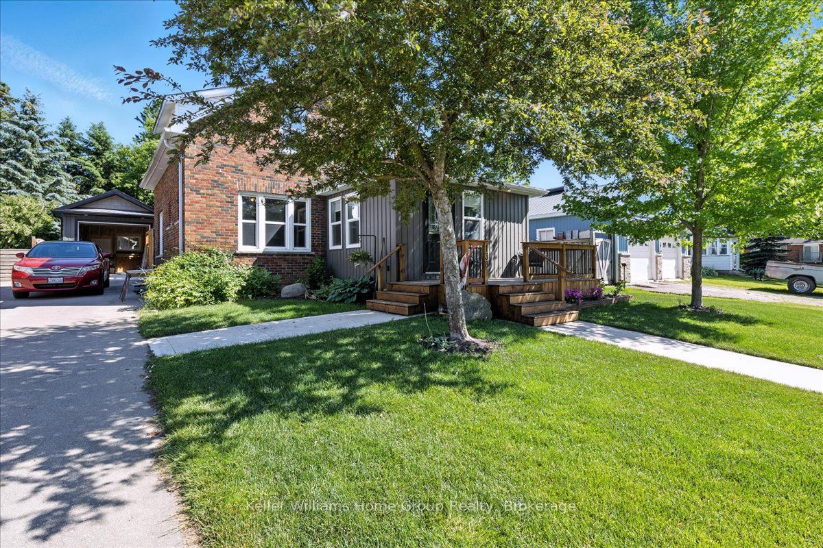 138 Frederick Street E Property Photo 36