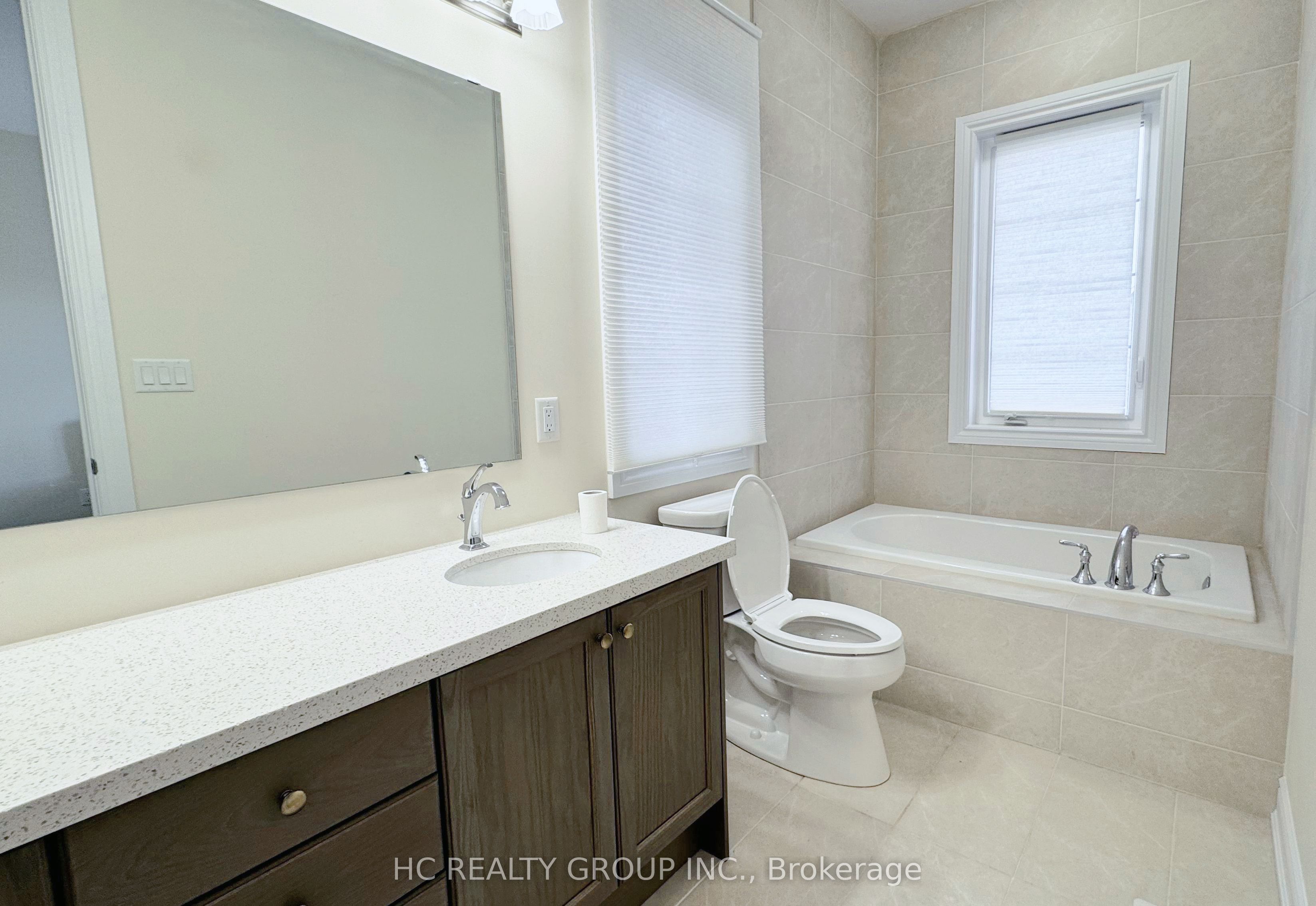 313 Somme Street Property Photo 13