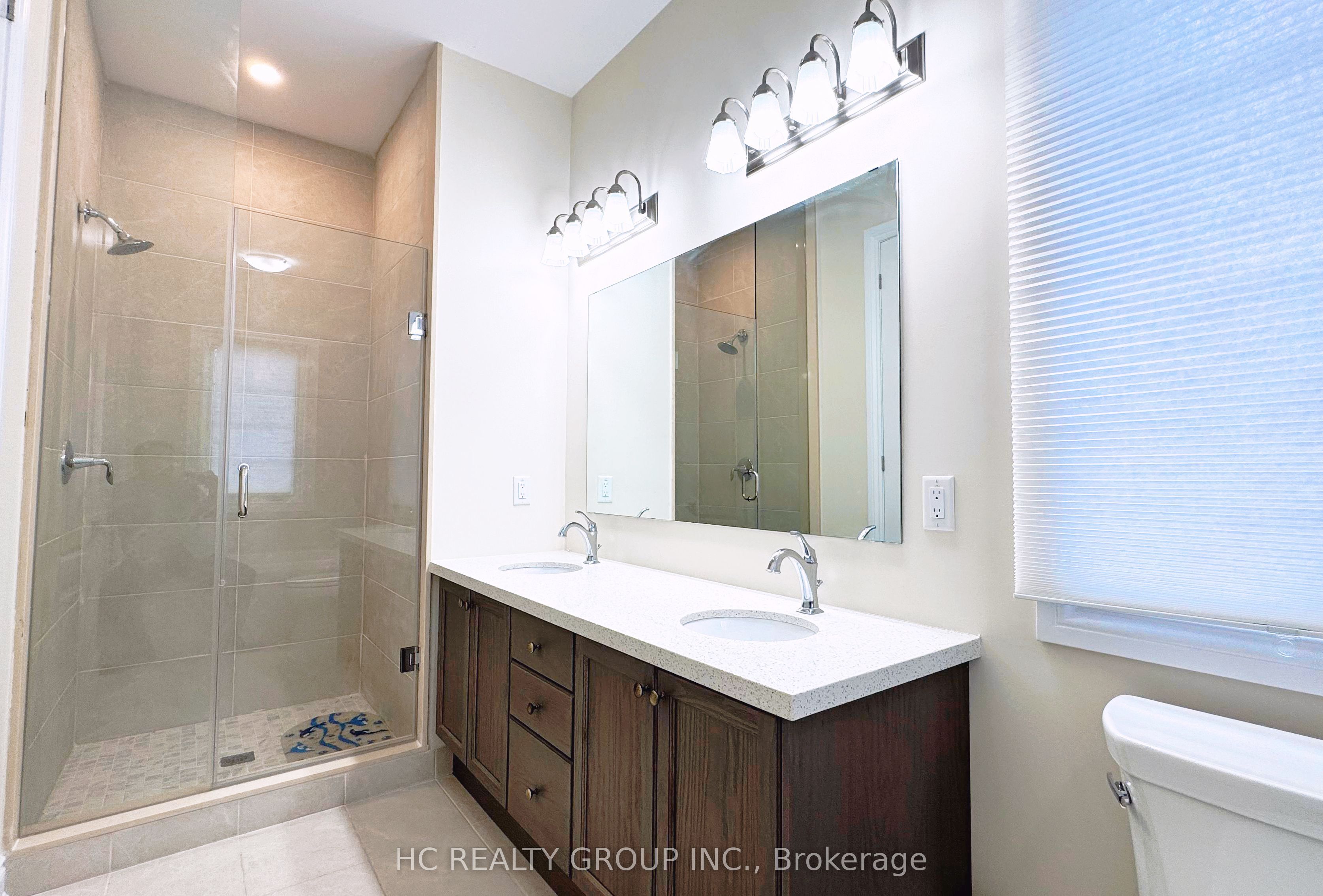 313 Somme Street Property Photo 14