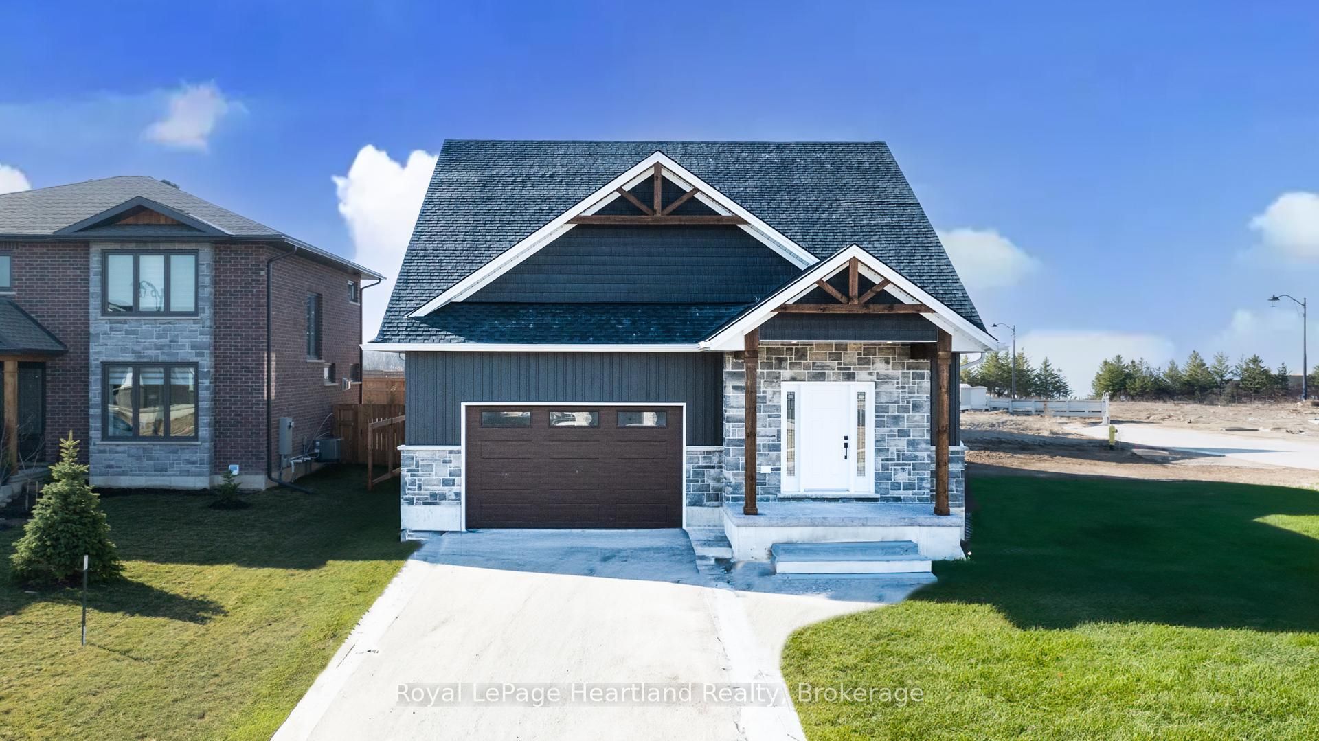441 Coast Drive Property Photo 1