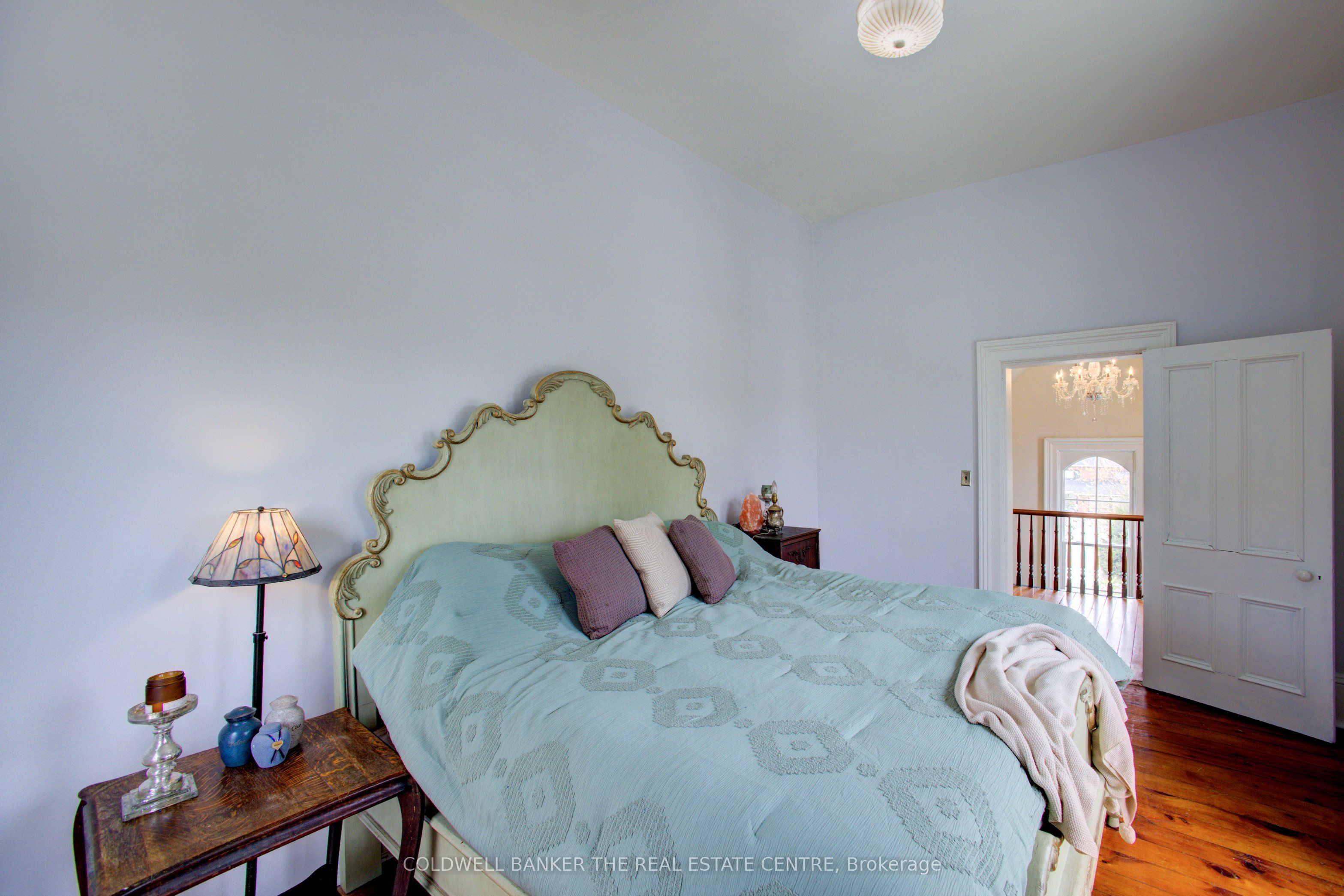 150 Wellington Street E Property Photo 29
