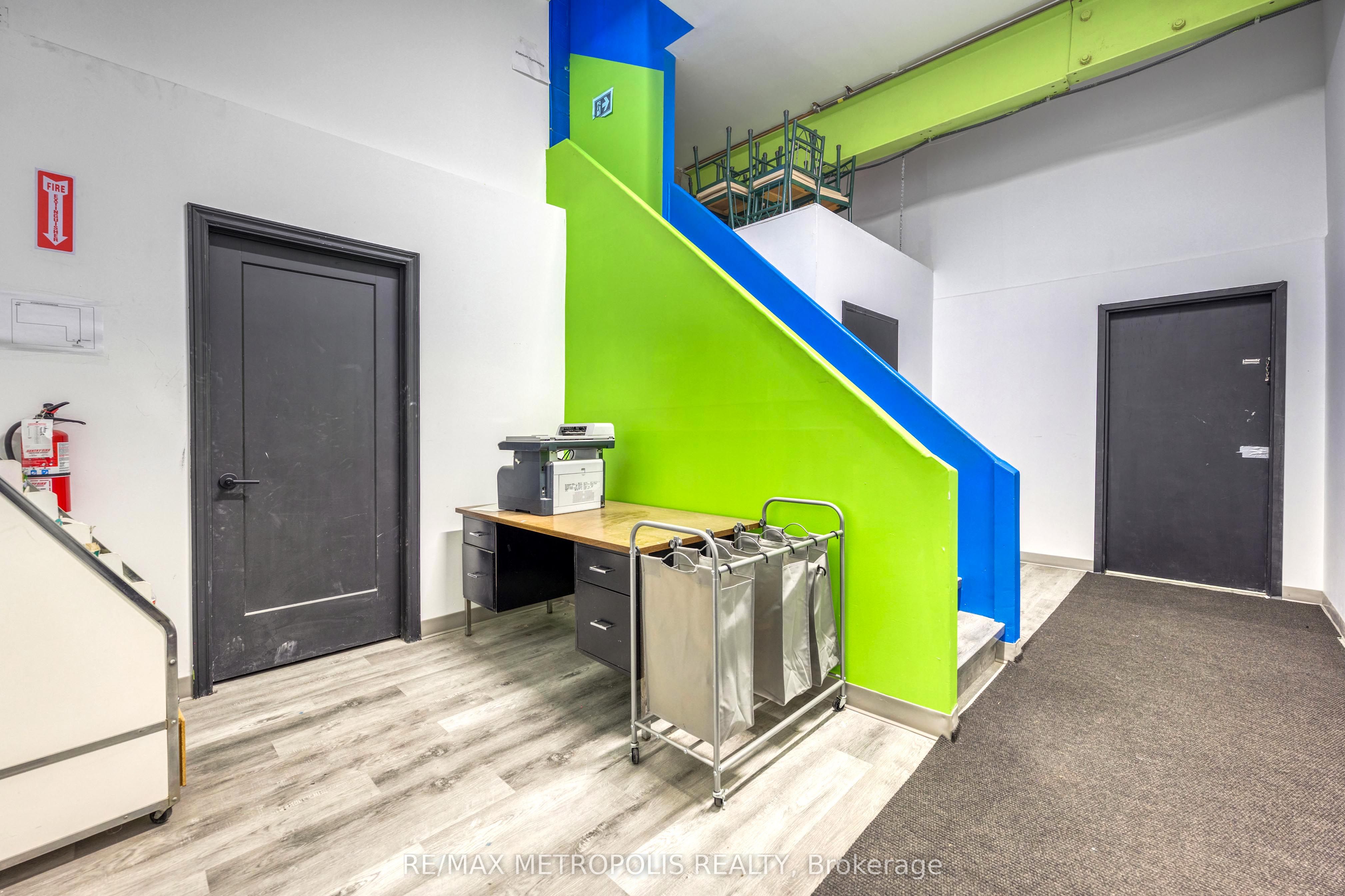 142 Kendall Street B Upper Property Photo 21