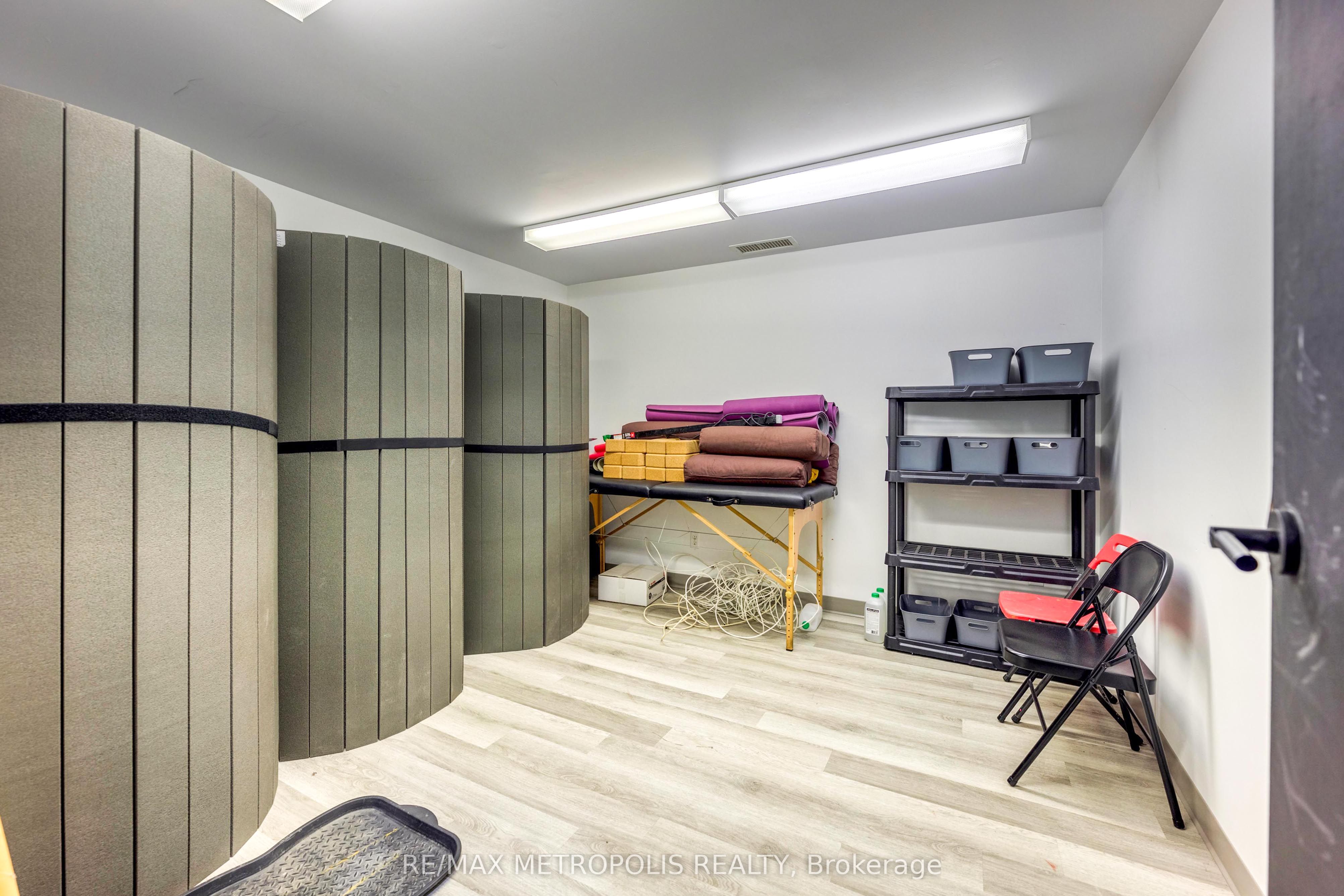 142 Kendall Street A Upper Property Photo 20
