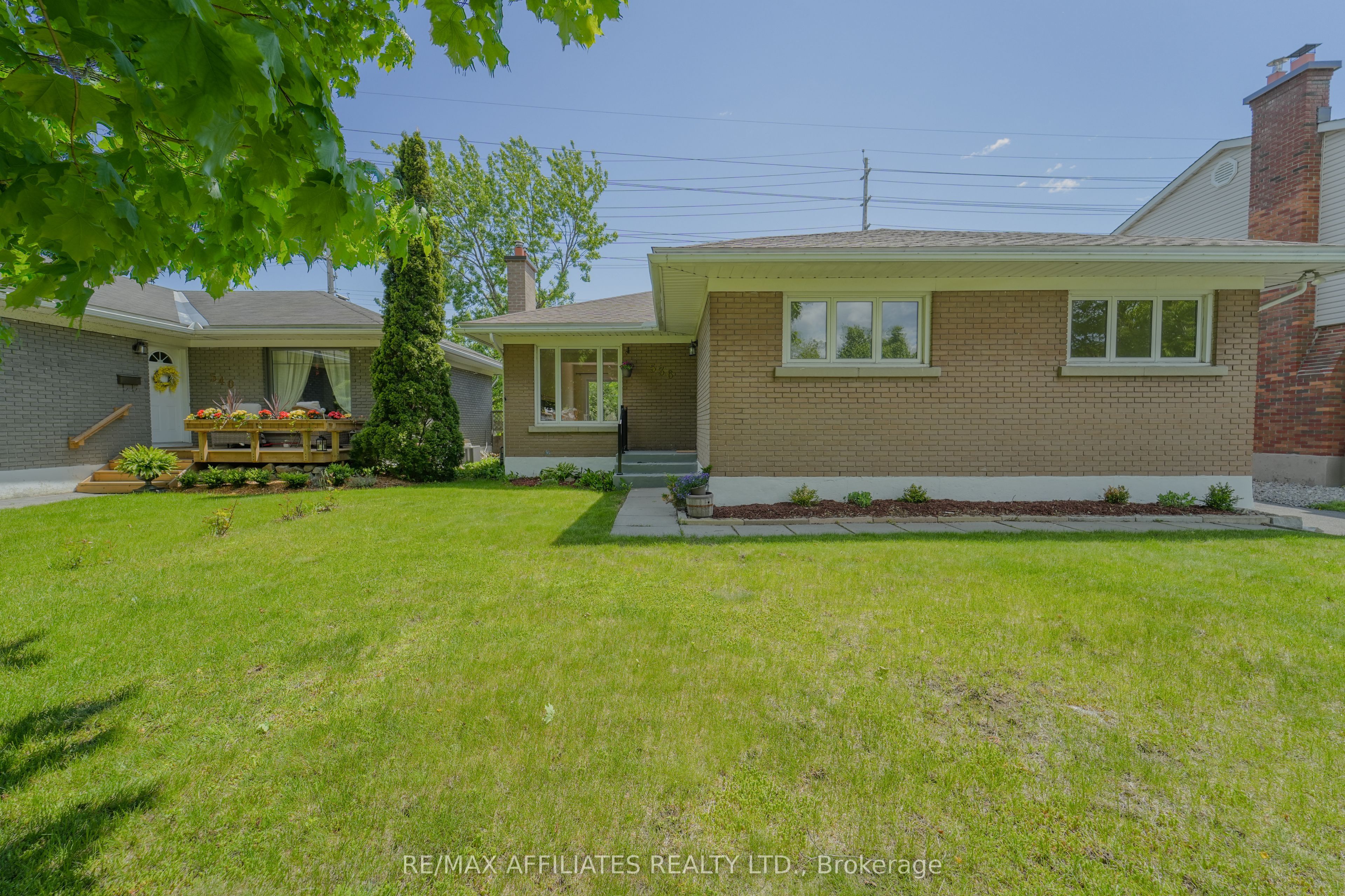 536 Browning Avenue Property Photo 2