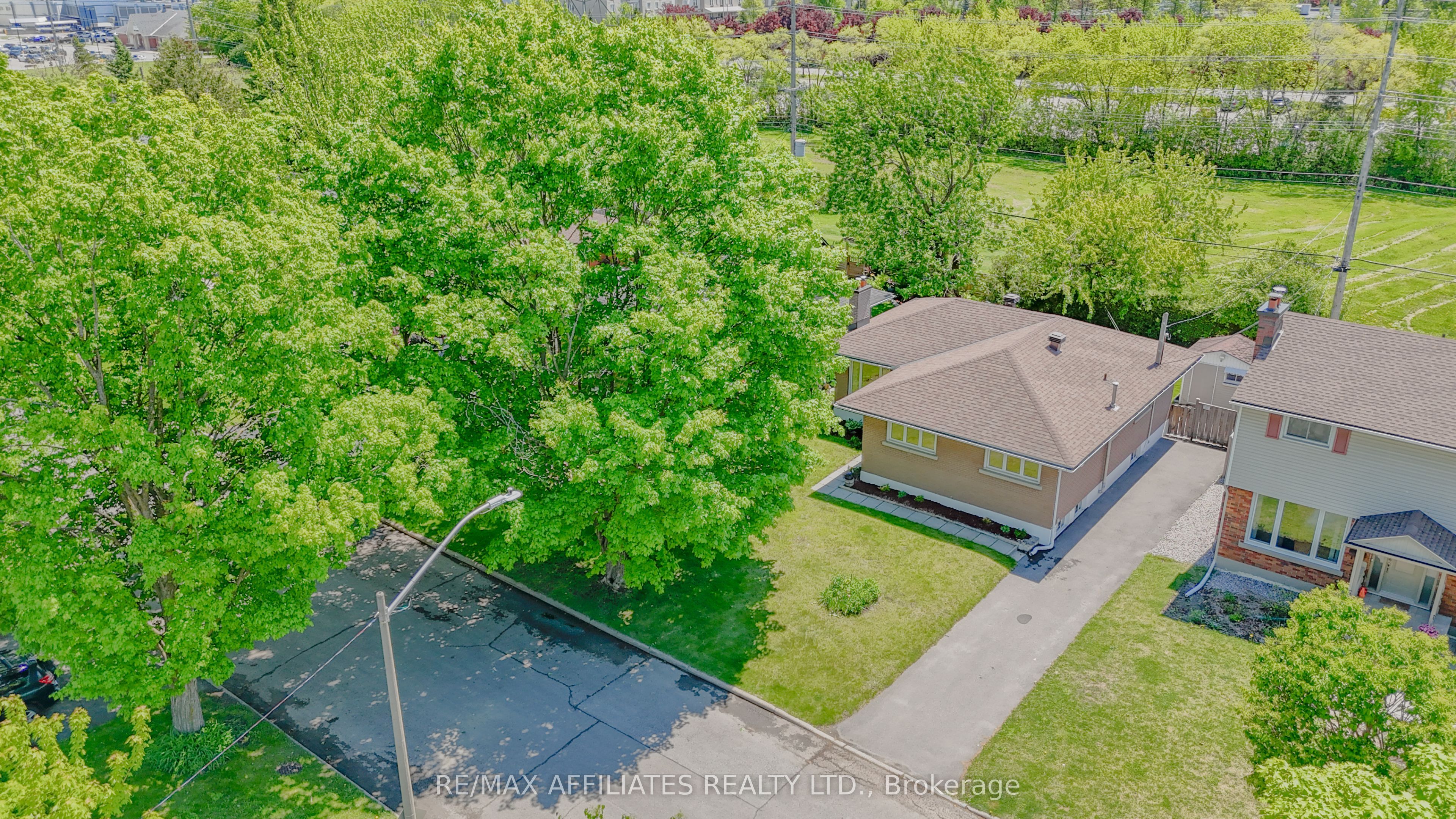 536 Browning Avenue Property Photo 4