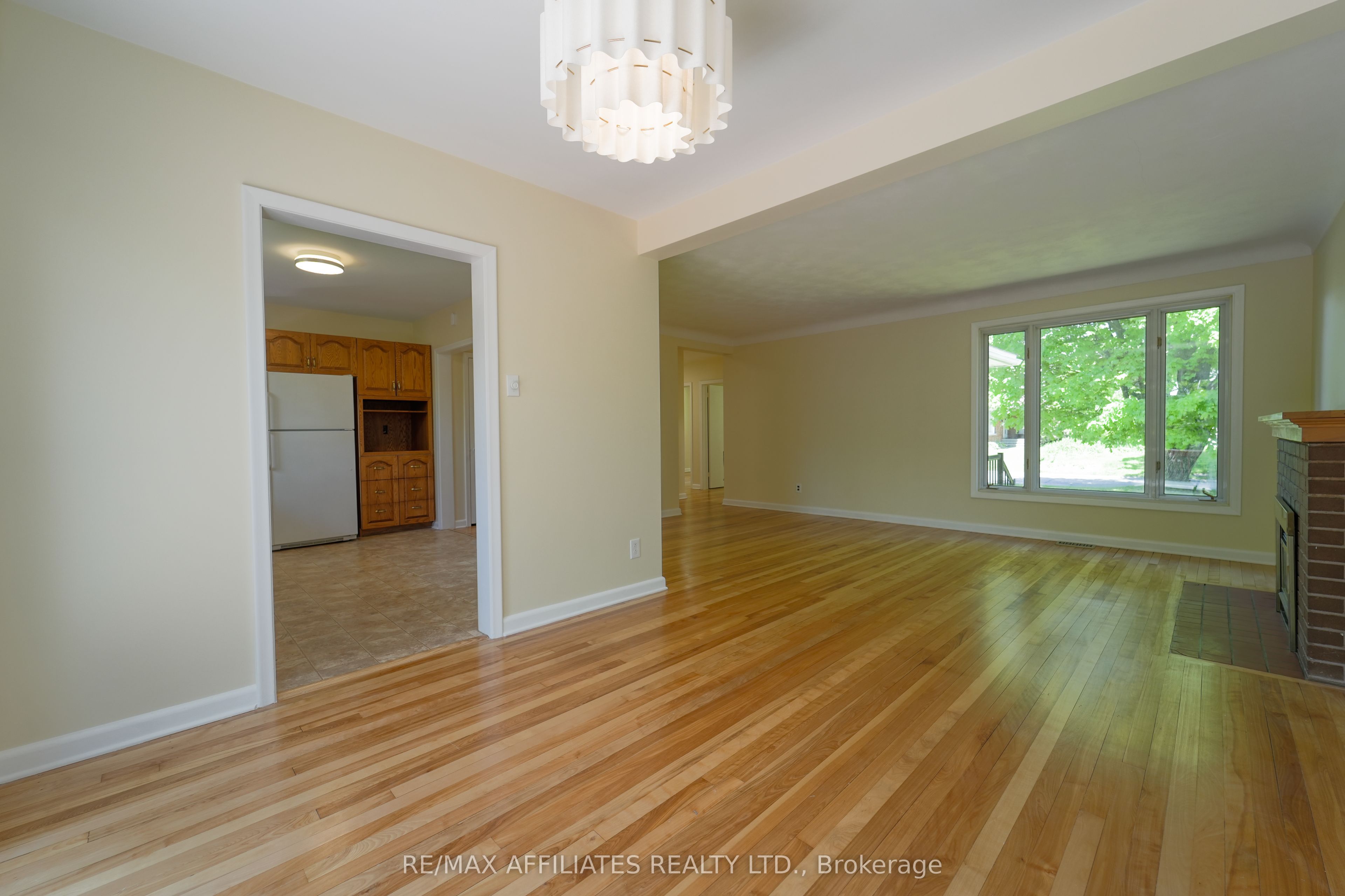 536 Browning Avenue Property Photo 14