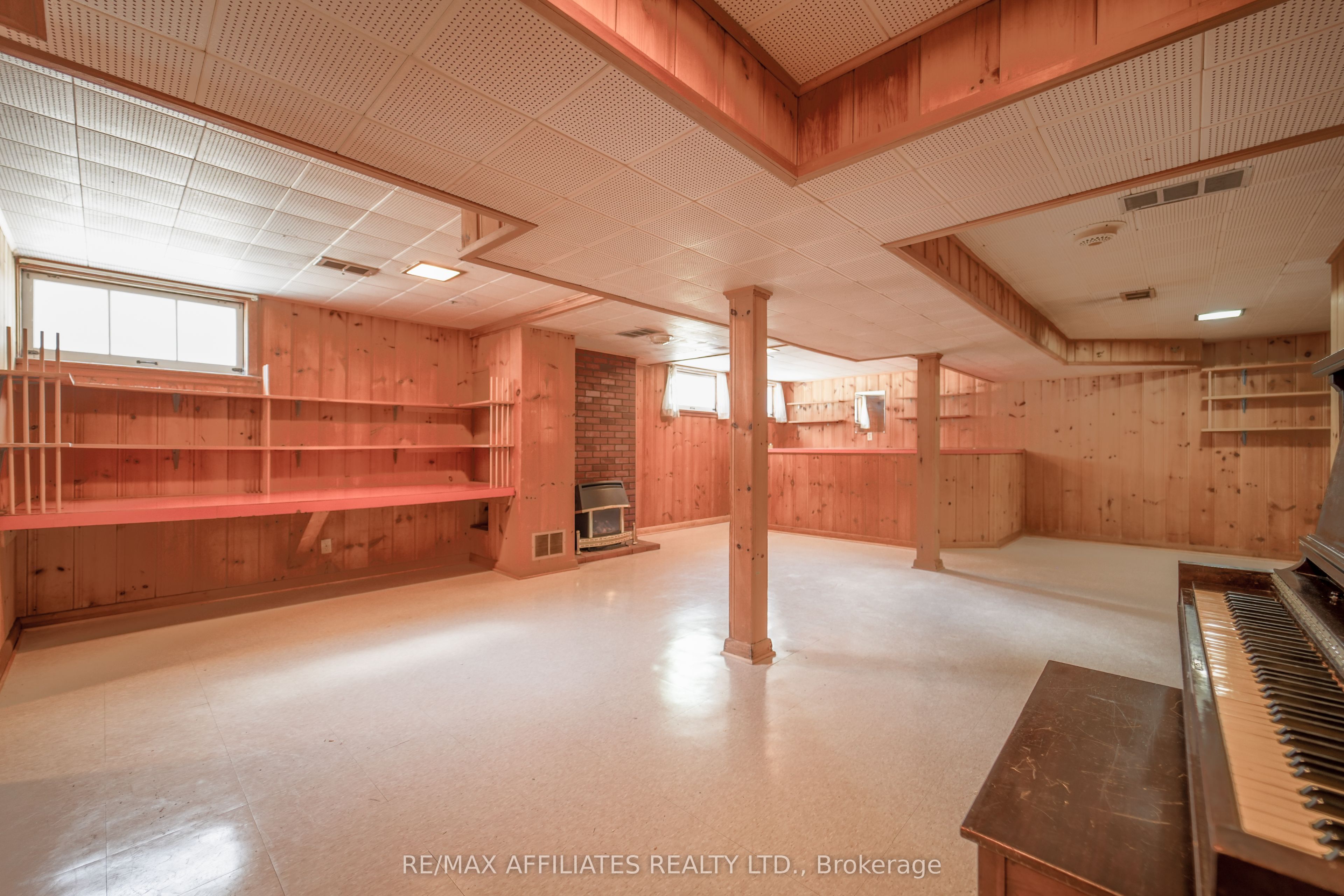 536 Browning Avenue Property Photo 33