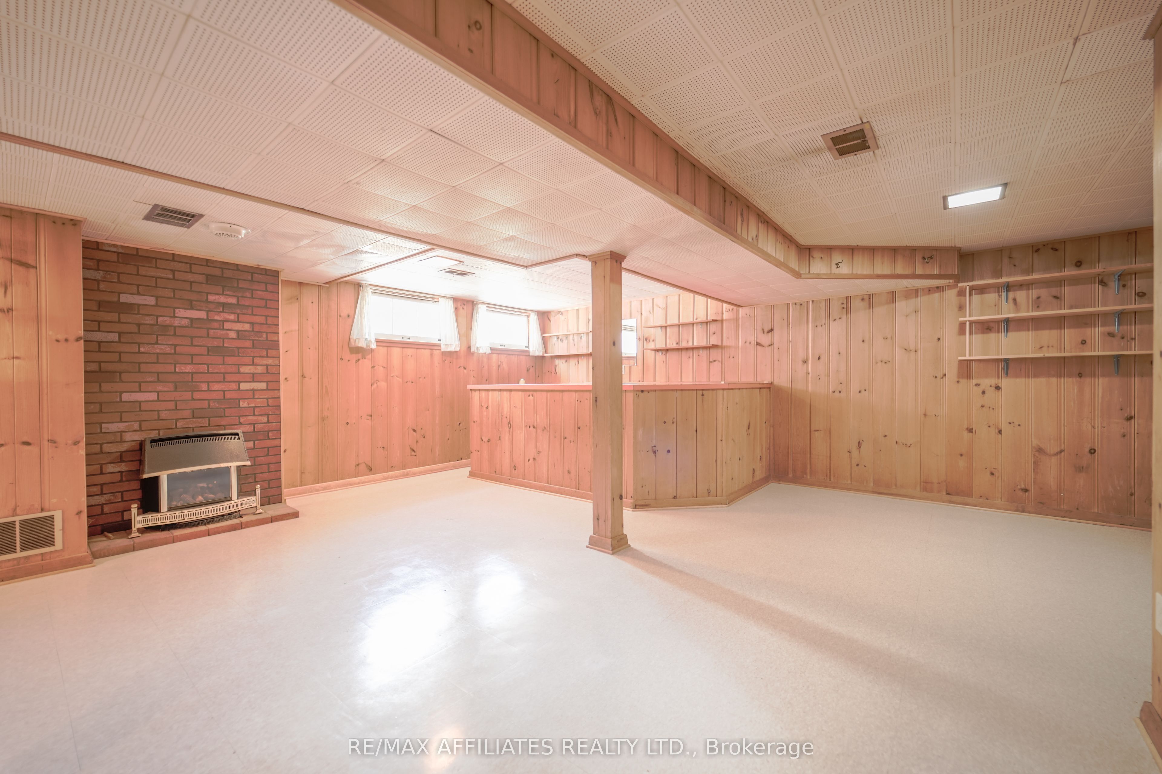 536 Browning Avenue Property Photo 34