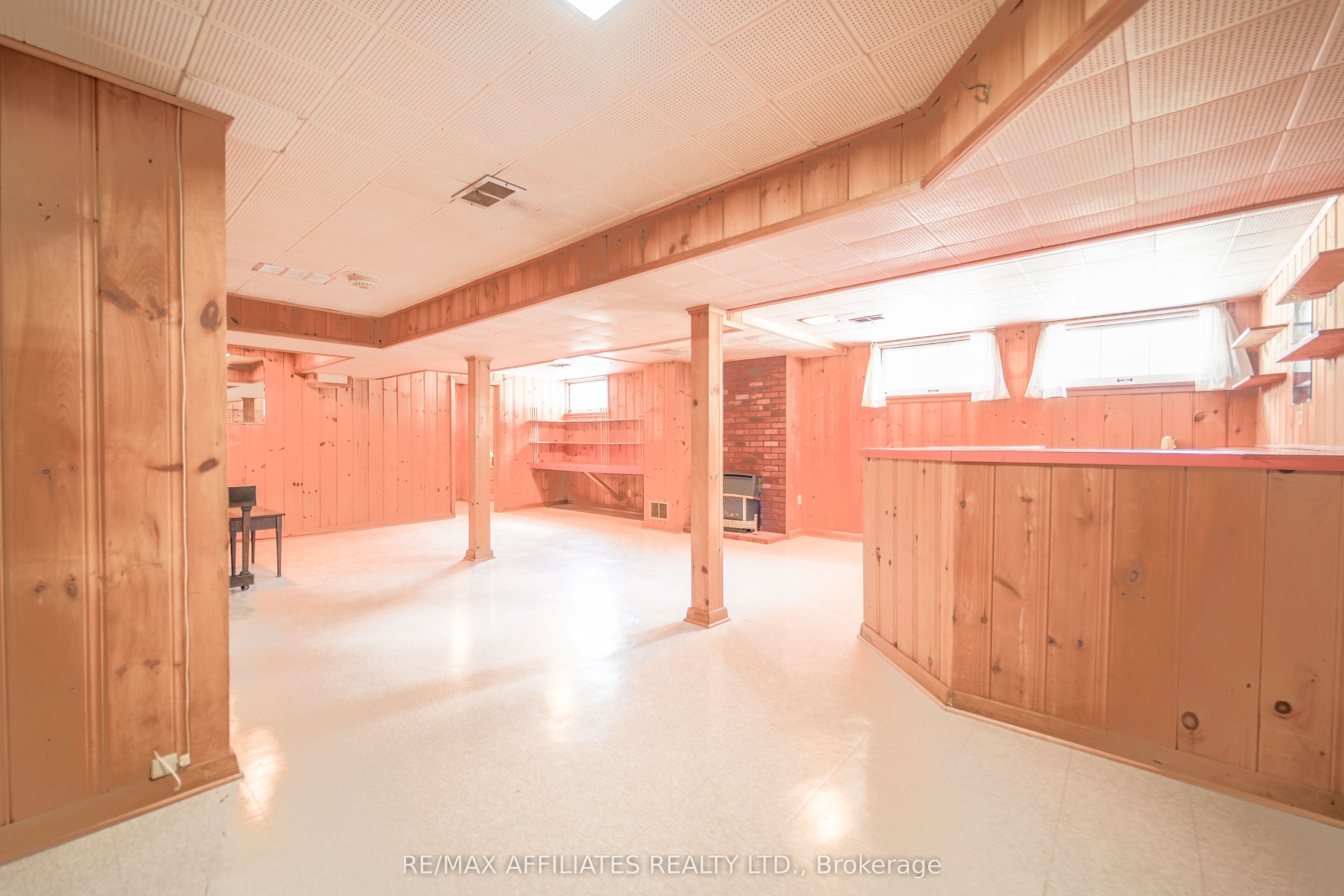 536 Browning Avenue Property Photo 36