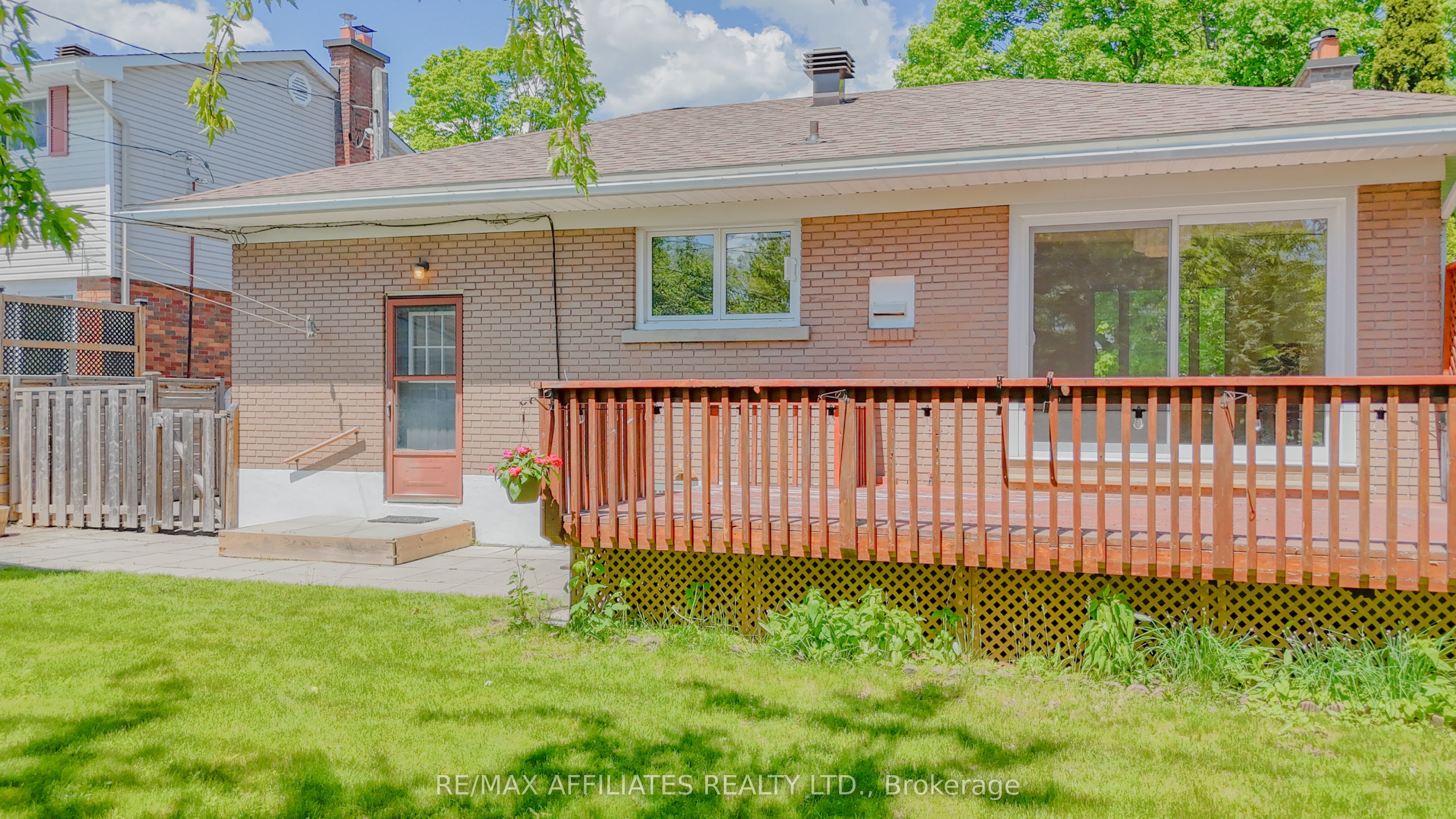 536 Browning Avenue Property Photo 43