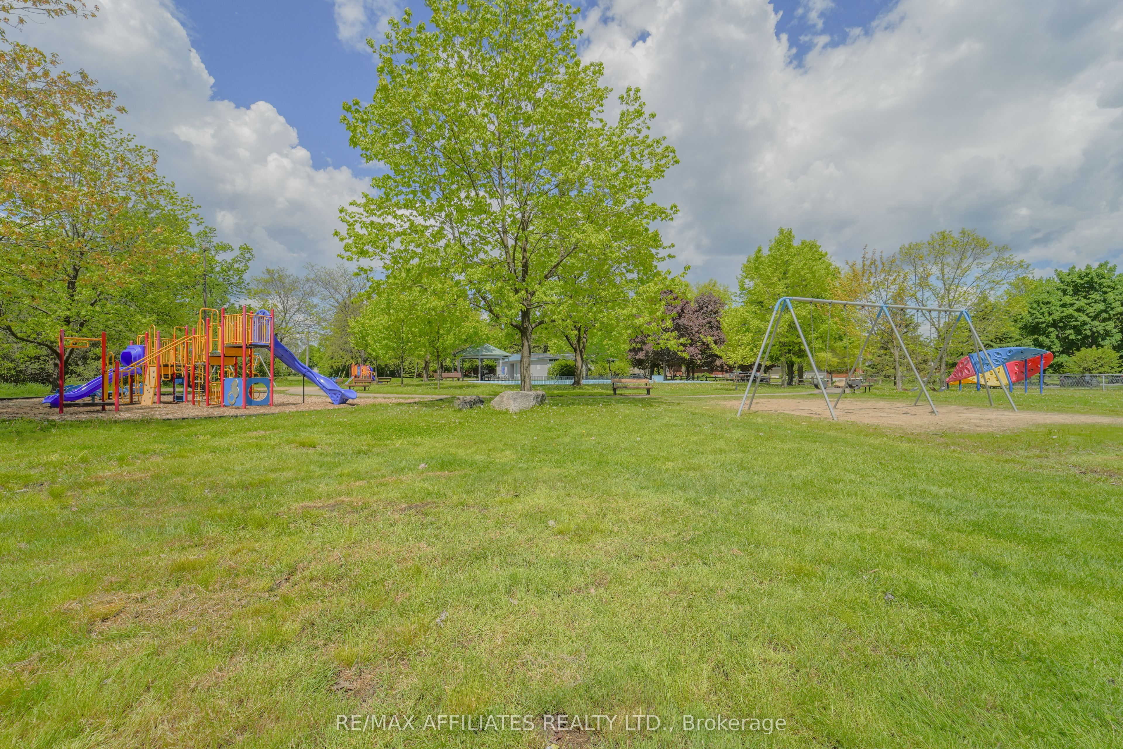 536 Browning Avenue Property Photo 49