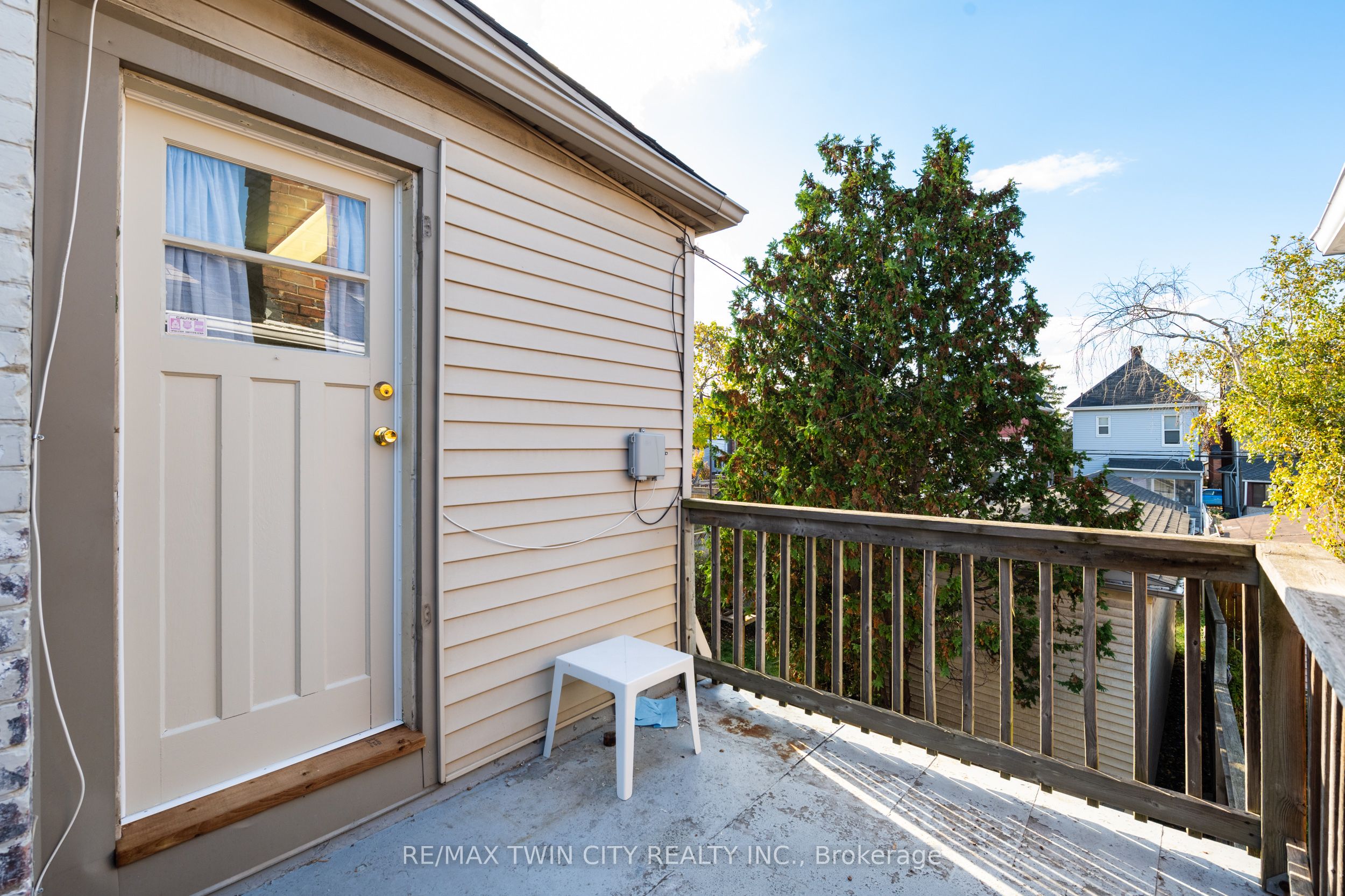 45 East Bend Avenue N Property Photo 17