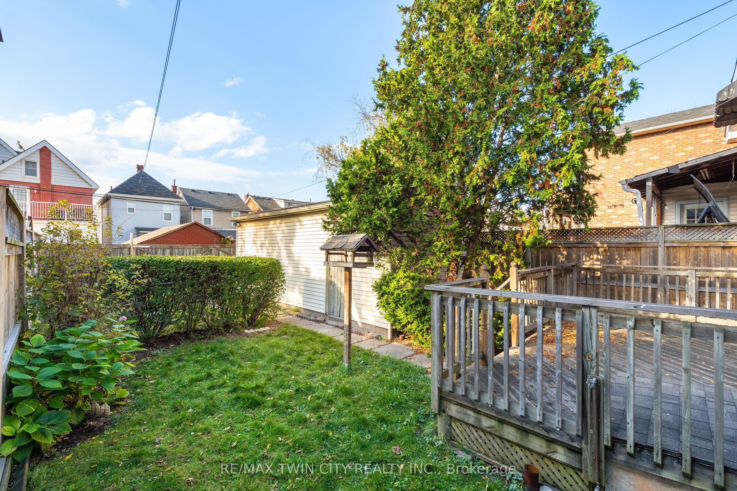 45 East Bend Avenue N Property Photo 31