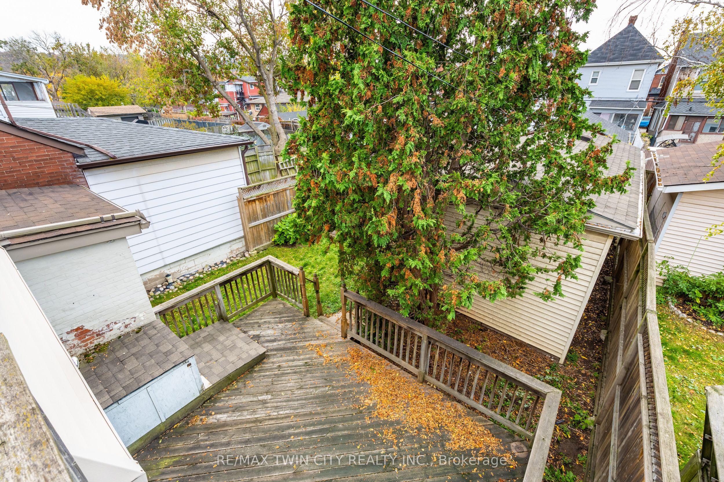 45 East Bend Avenue N Property Photo 33