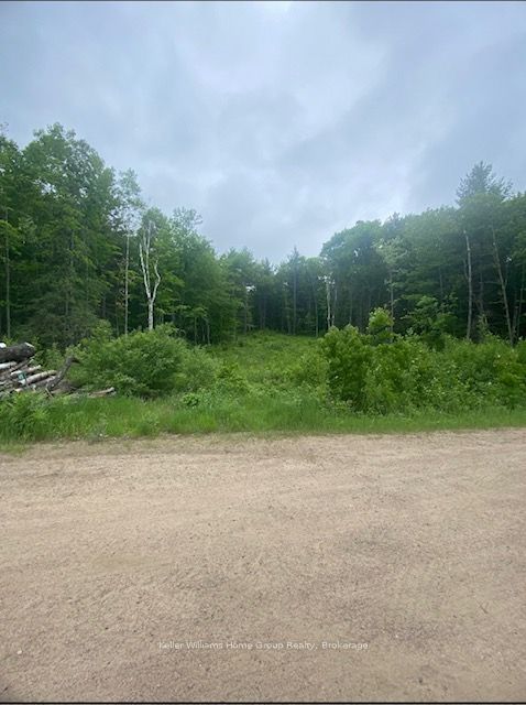 662 Long Lake Road Property Photo 1