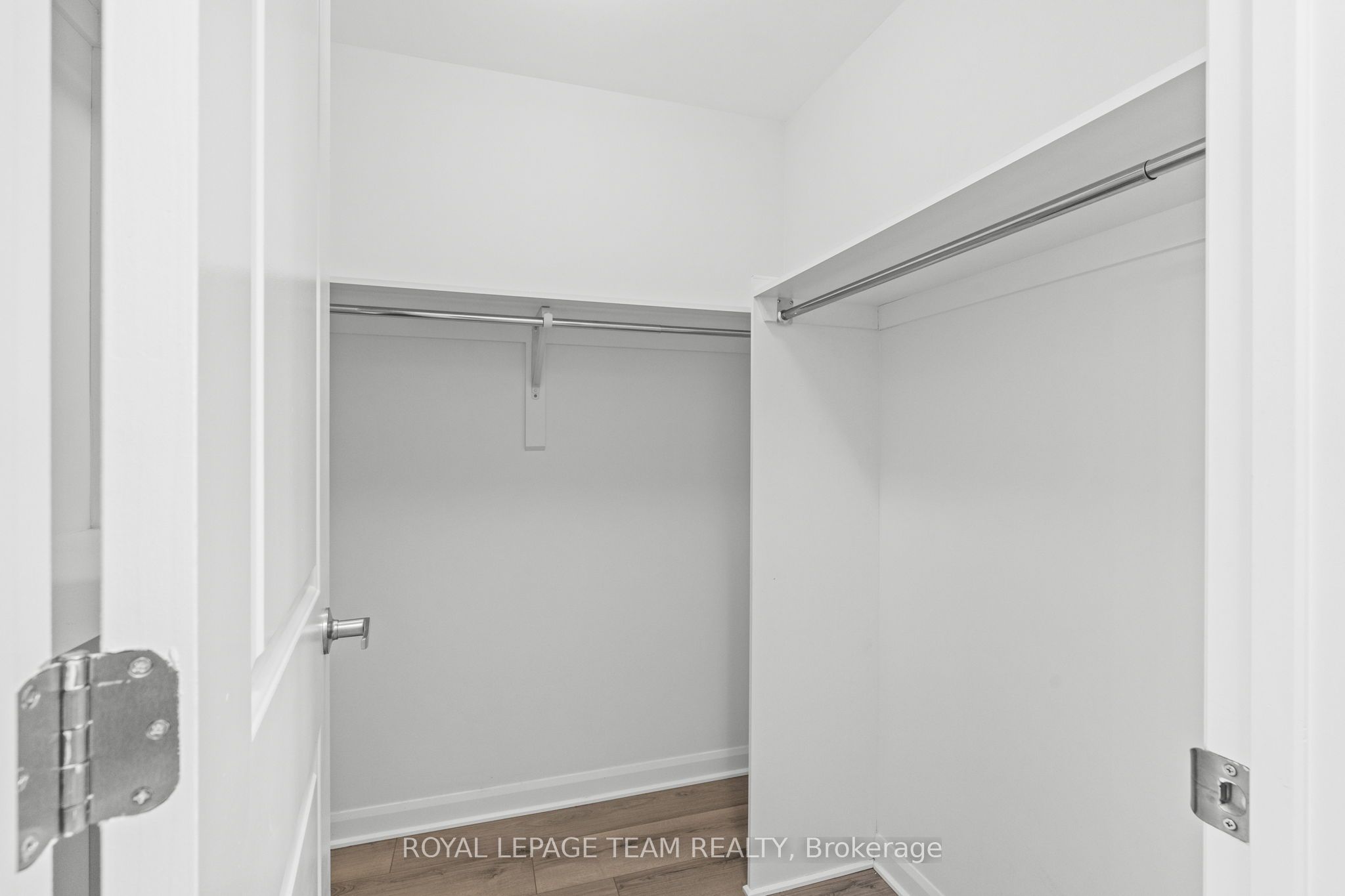 511 Anchor Circle Property Photo 30