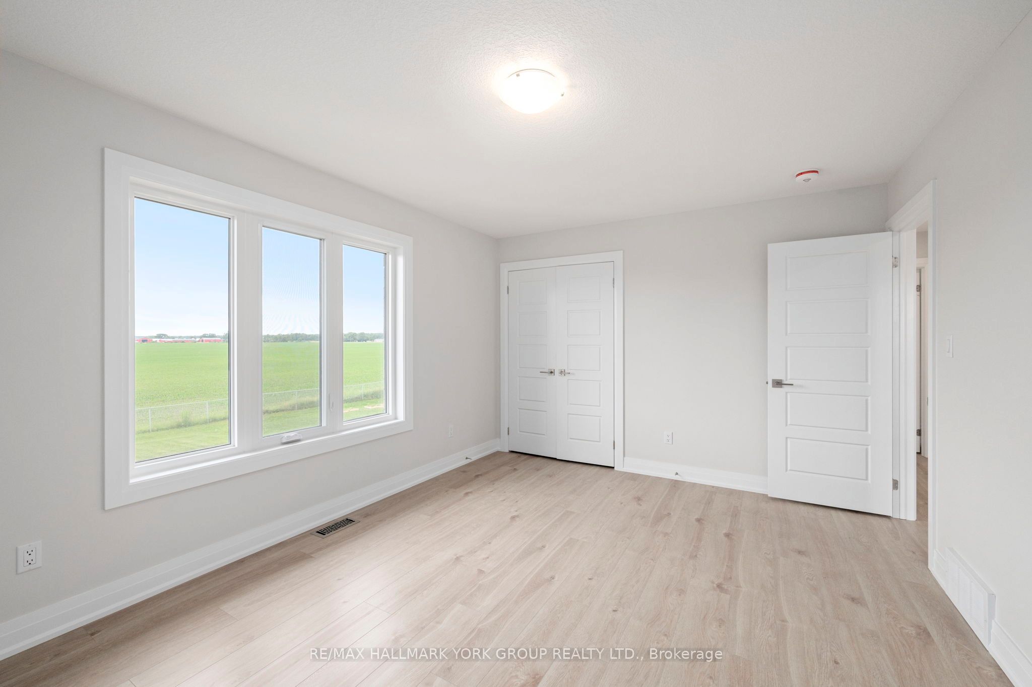 246 Leitch Street Property Photo 31