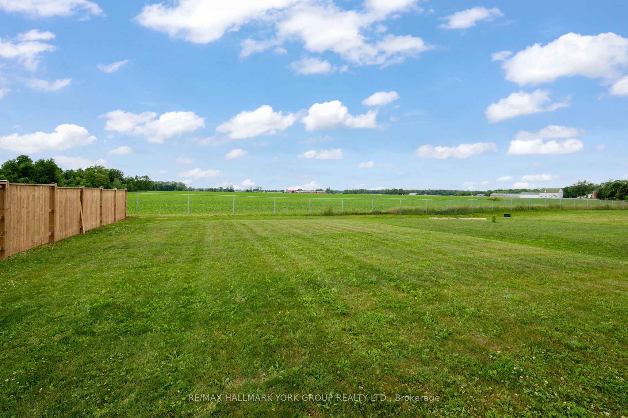 246 Leitch Street Property Photo 32