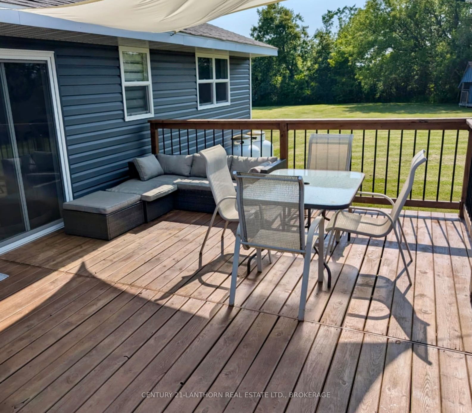 5054 Colebrook Road Property Photo 7