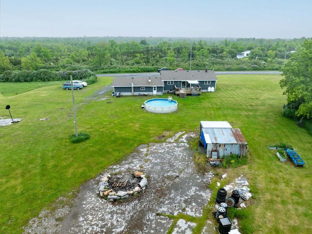 5054 Colebrook Road Property Photo 8