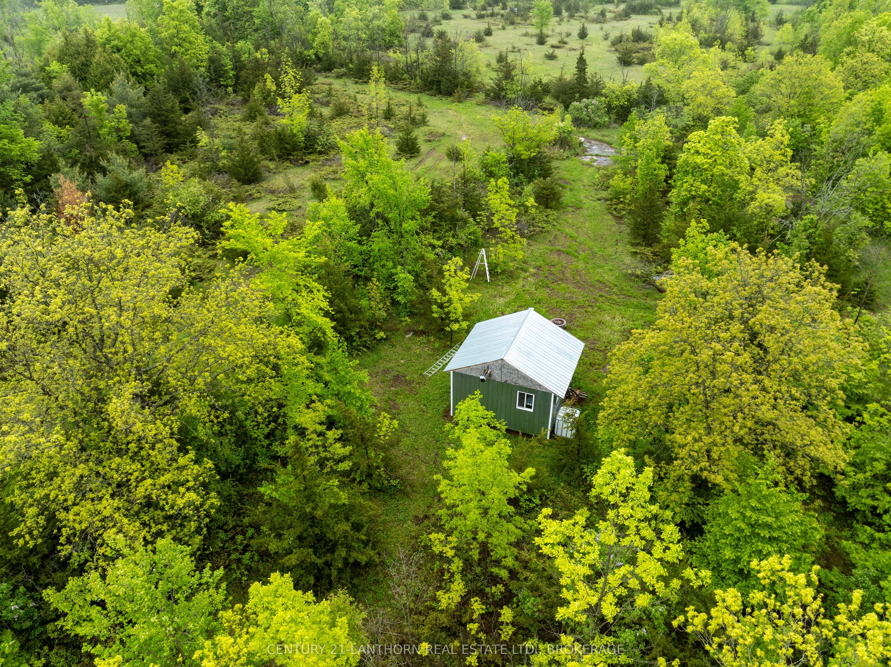 5054 Colebrook Road Property Photo 14