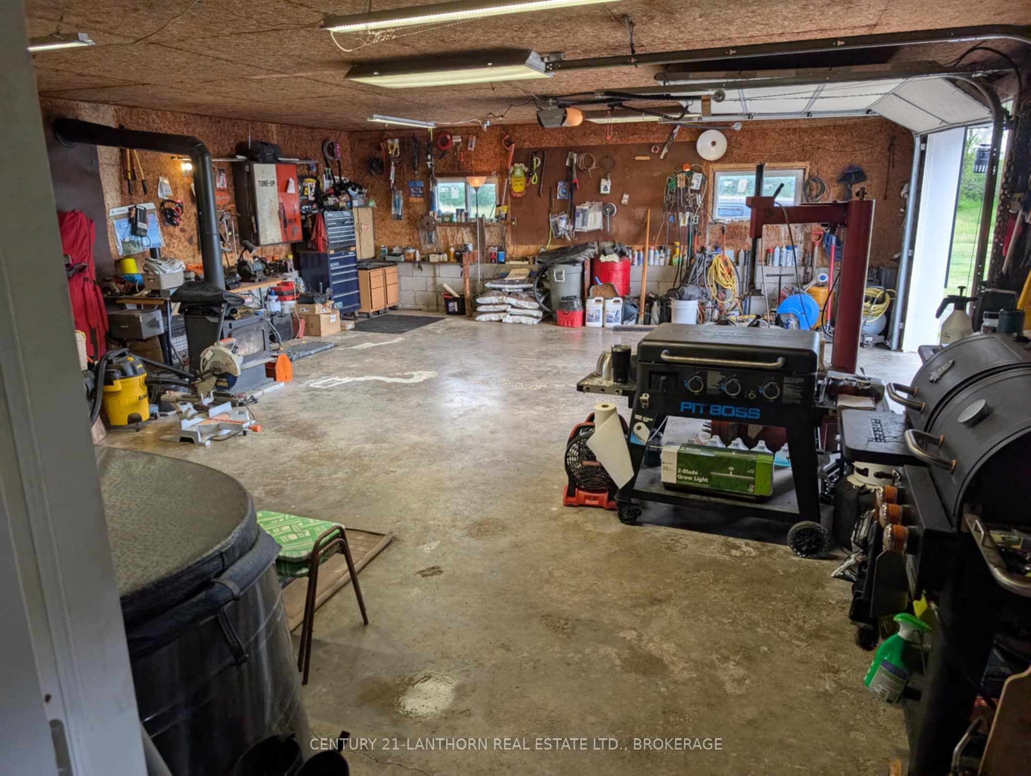 5054 Colebrook Road Property Photo 42